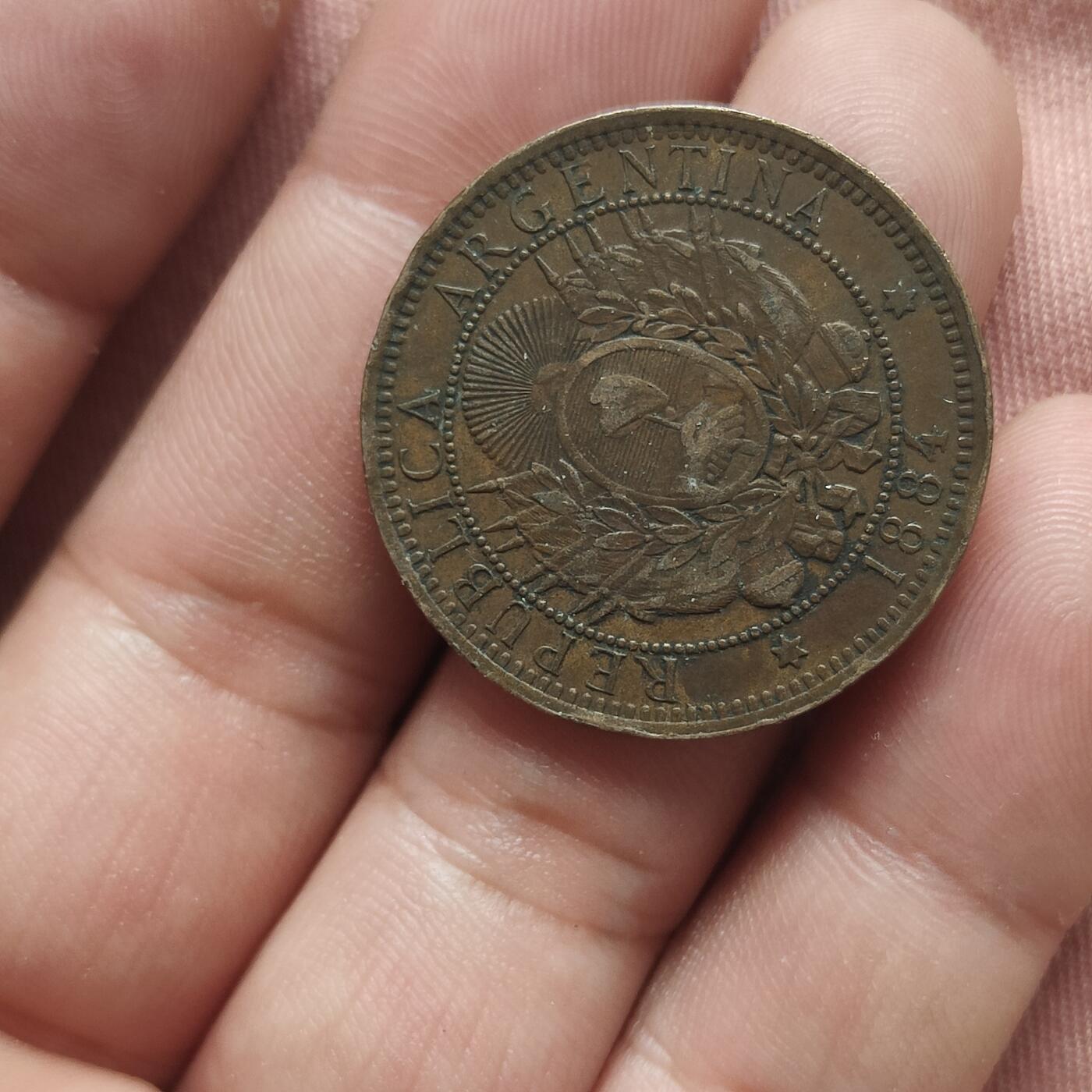 英雄古币捡漏专场第一期无押金可累计捡漏，全场50包邮，偏远地区除外。 阿根廷