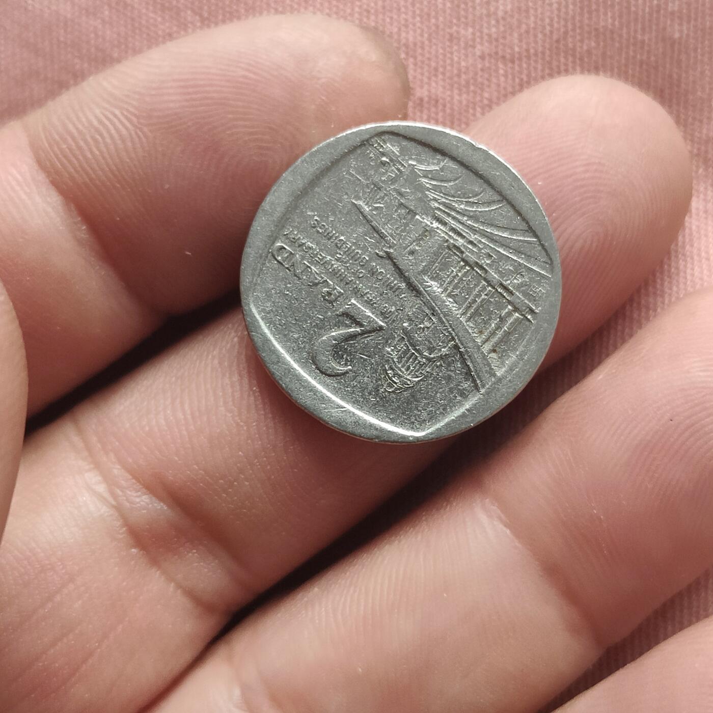 英雄古币捡漏专场第一期无押金可累计捡漏，全场50包邮，偏远地区除外。 南非
