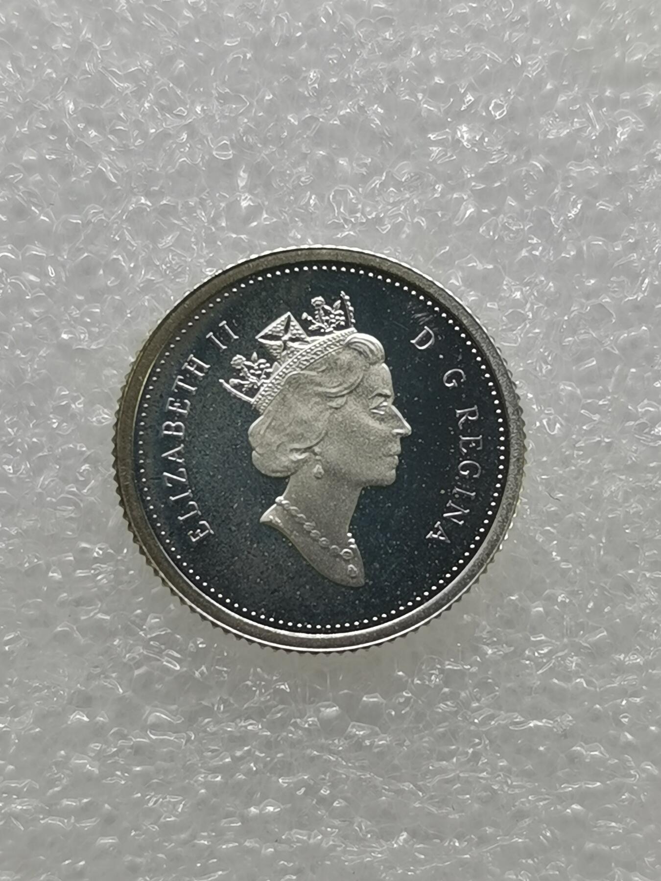 四叶草钱币 首拍 散币小银币 加拿大2000年帆船10分精制小银币