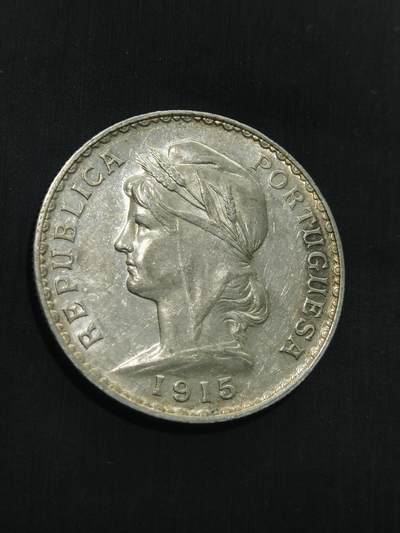 臻藏泉阁国内外钱币 - 葡萄牙自由女神1埃斯库多银币
