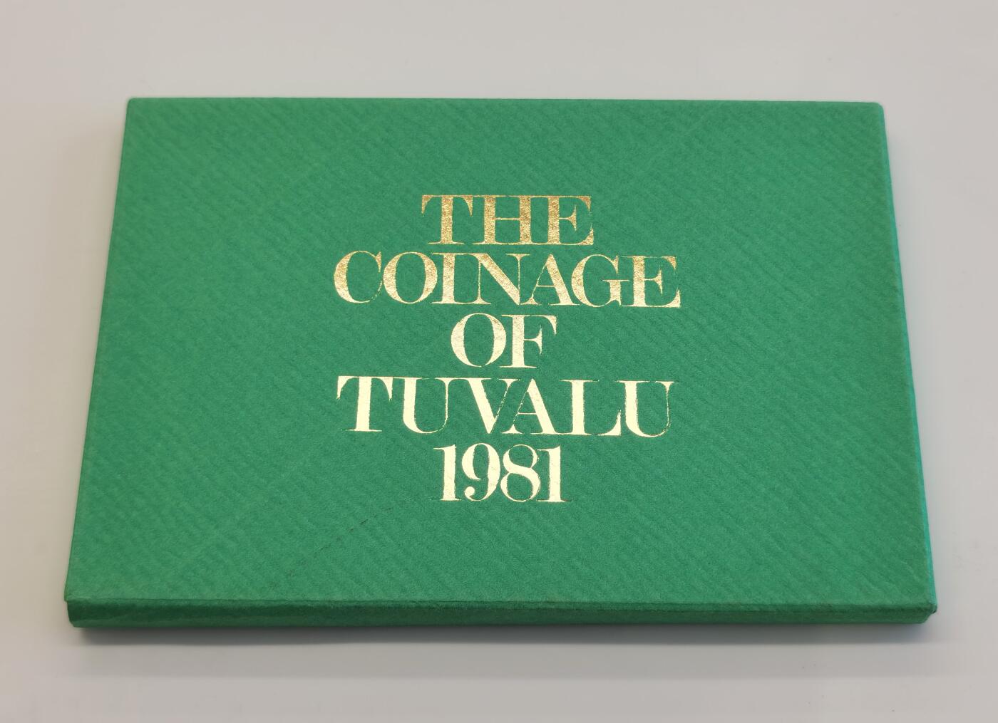 博洋堂世界钱币拍卖第086期（全场包邮） 图瓦卢1981年精制套币 原盒证 相较于1976年精制套要少见很多 镜面感很强 铜币无氧化 品相完美