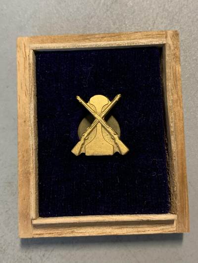 远东徽章小铺8月4日周日晚上九点结束 - 满洲铁道守备队纯银章