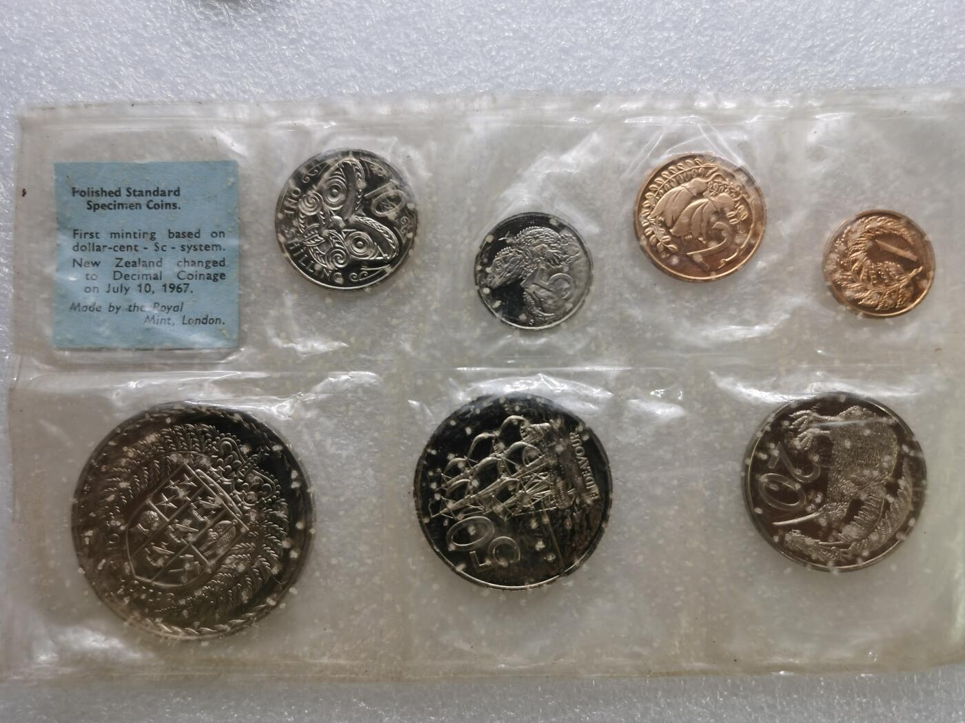 四叶草钱币 首拍 散币小银币 新西兰1967年 首套十进制货币单位套币 类精制 白点是塑封上面的
