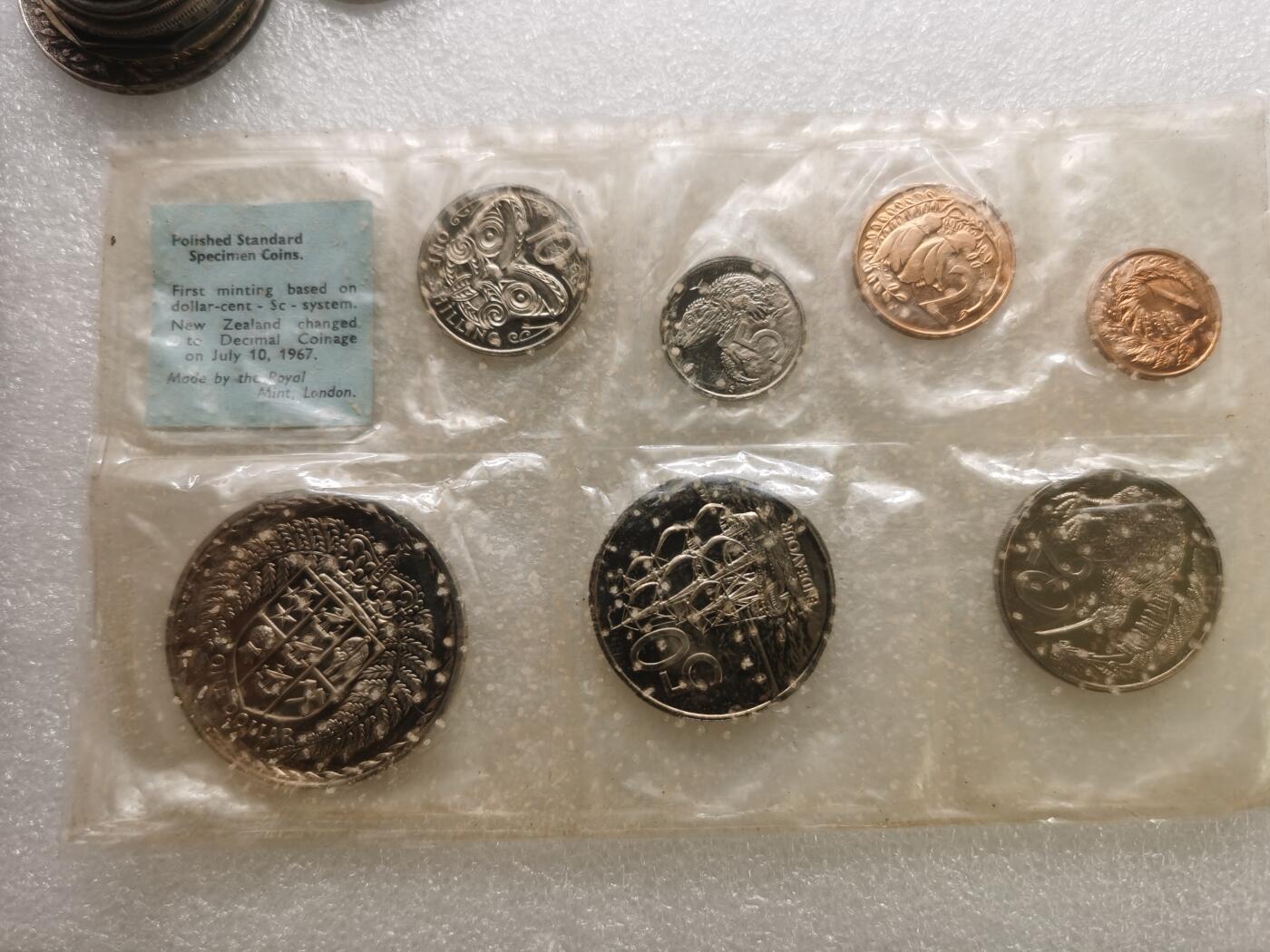 四叶草钱币 首拍 散币小银币 新西兰1967年 首套十进制货币单位套币 类精制 白点是塑封上面的