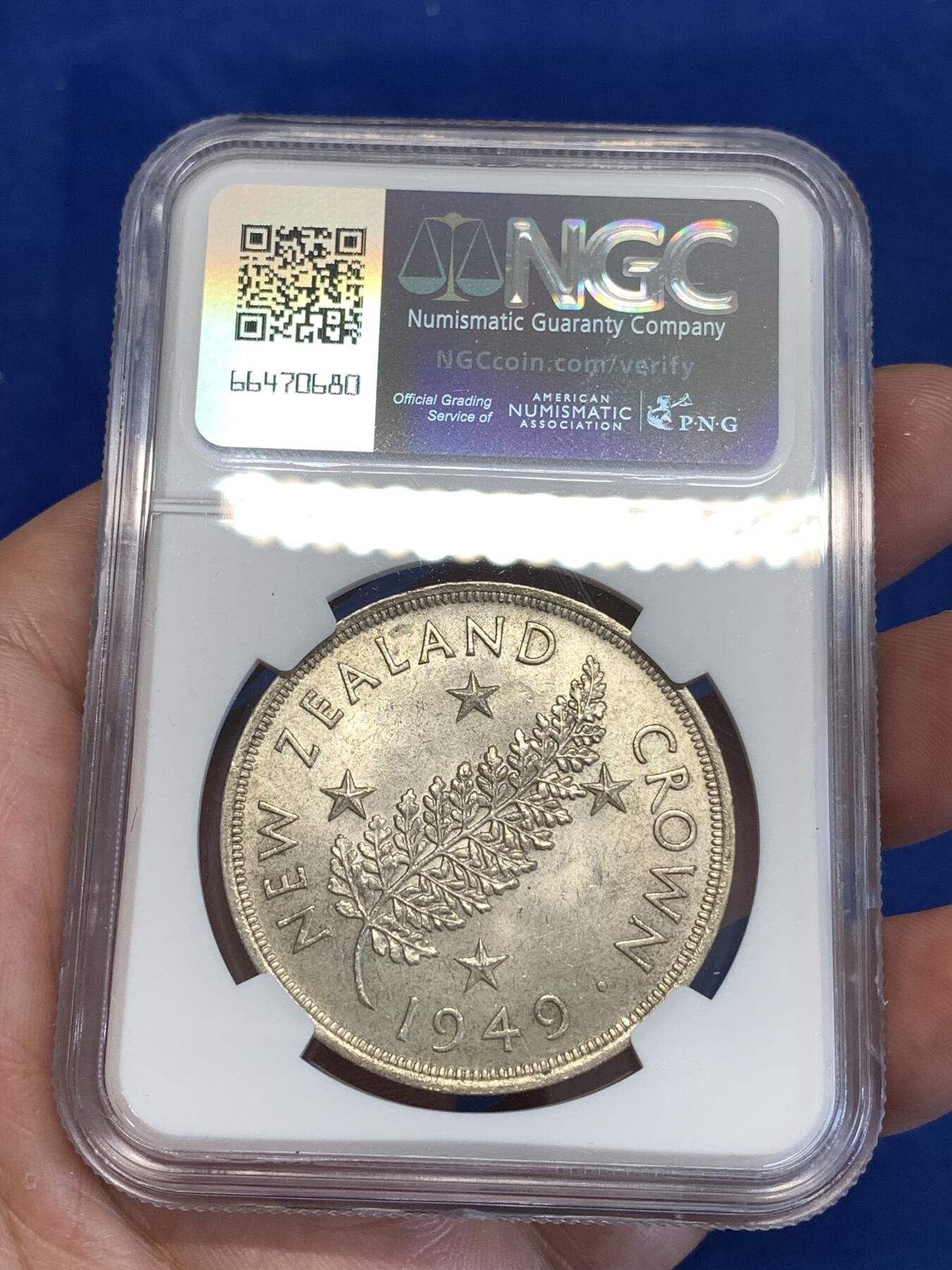 《竞宝斋》第294场- 周日，周一  2场连拍 （全场包邮） NGC MS62 新西兰1949年乔治六世克朗银币 原光好品
