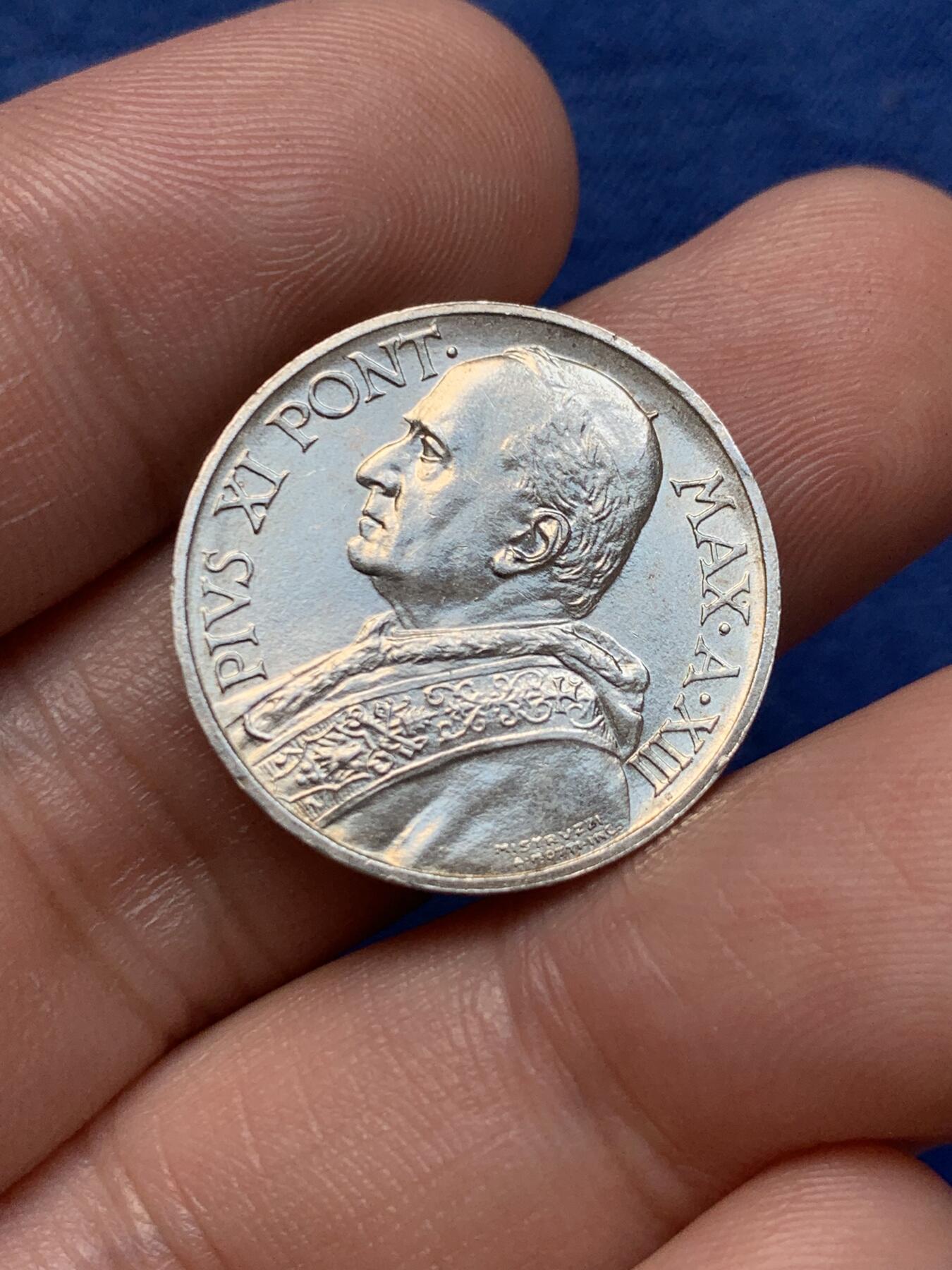 《竞宝斋》第294场- 周日，周一  2场连拍 （全场包邮） 梵蒂冈 1934年 5里拉 银币 原味包浆 稀缺品种 发行量三万枚