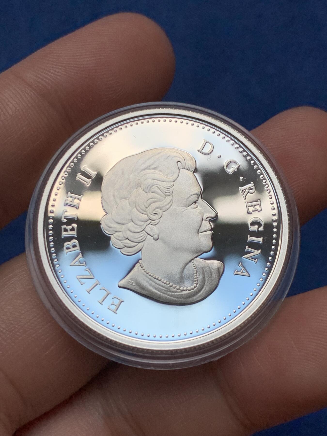 《竞宝斋》第294场- 周日，周一  2场连拍 （全场包邮） 2011年 加拿大 1元 国家公园100年 发行数量：40000 银0.925 25.175克 带证