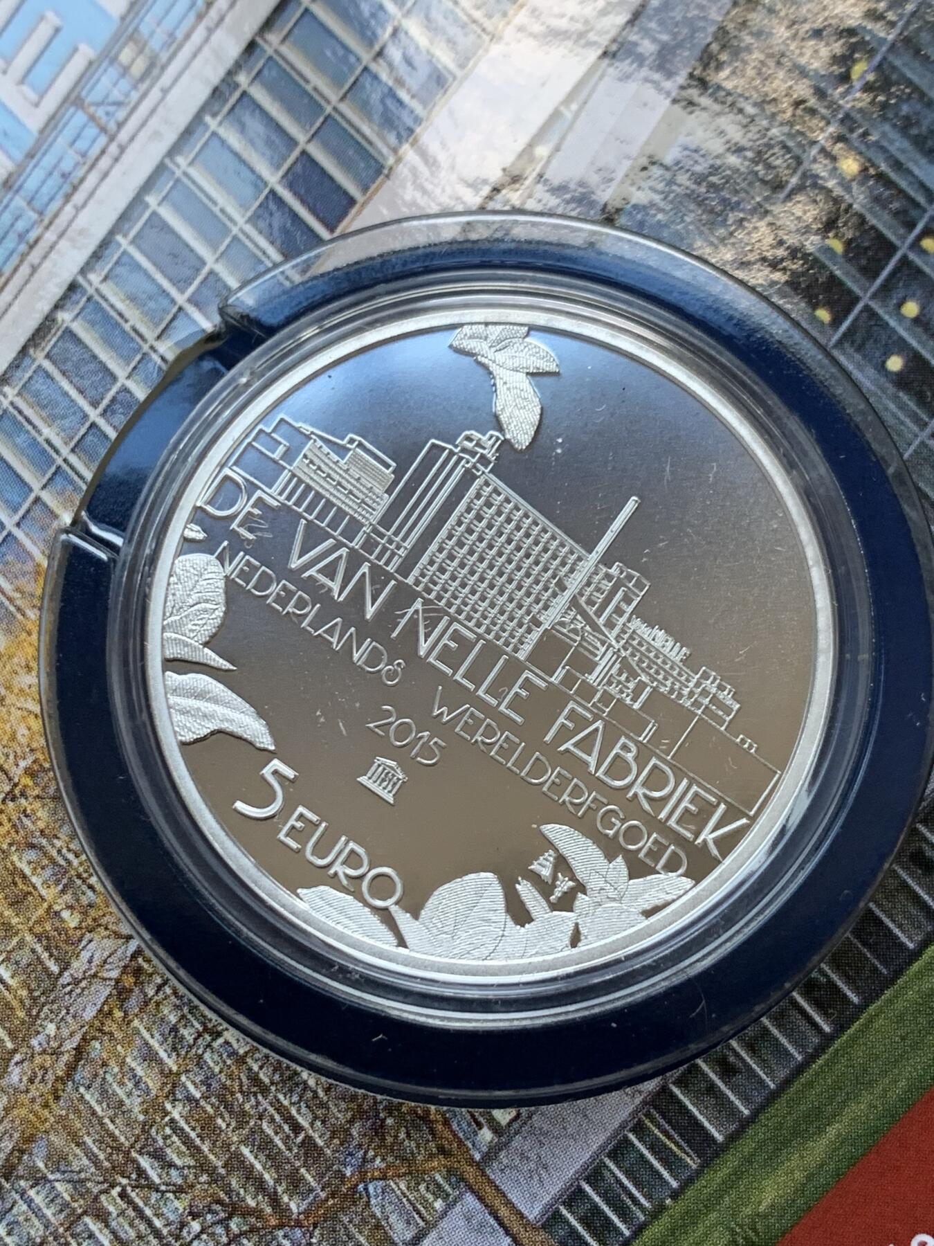 《竞宝斋》第294场- 周日，周一  2场连拍 （全场包邮） 2015年 荷兰 5欧元 Van Nelle 发行数量：12500 银0.925 15.5克 大版