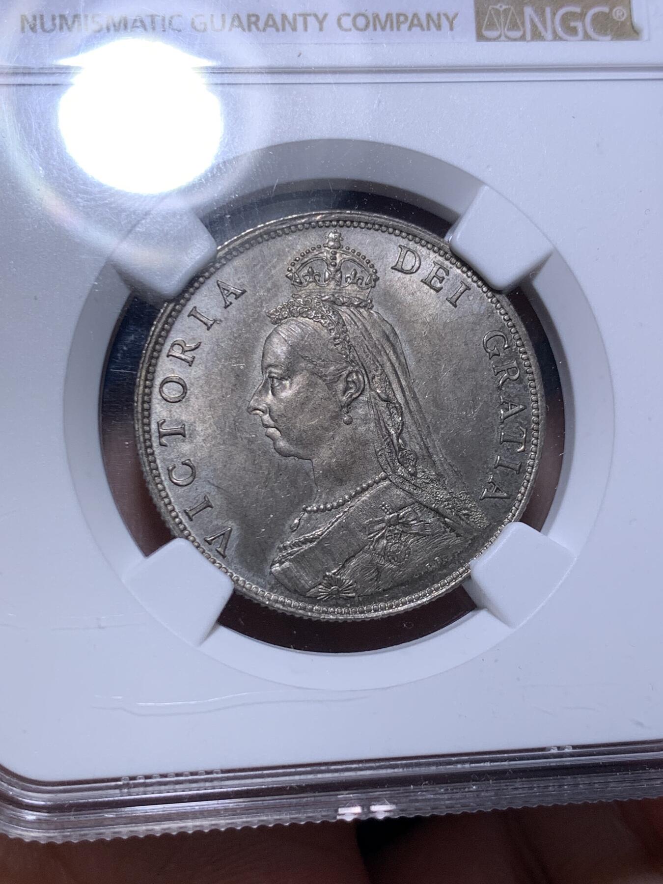 《竞宝斋》第294场- 周日，周一  2场连拍 （全场包邮） NGC MS65 英国 1887年维多利亚高冠2先令/1弗罗洛林银币