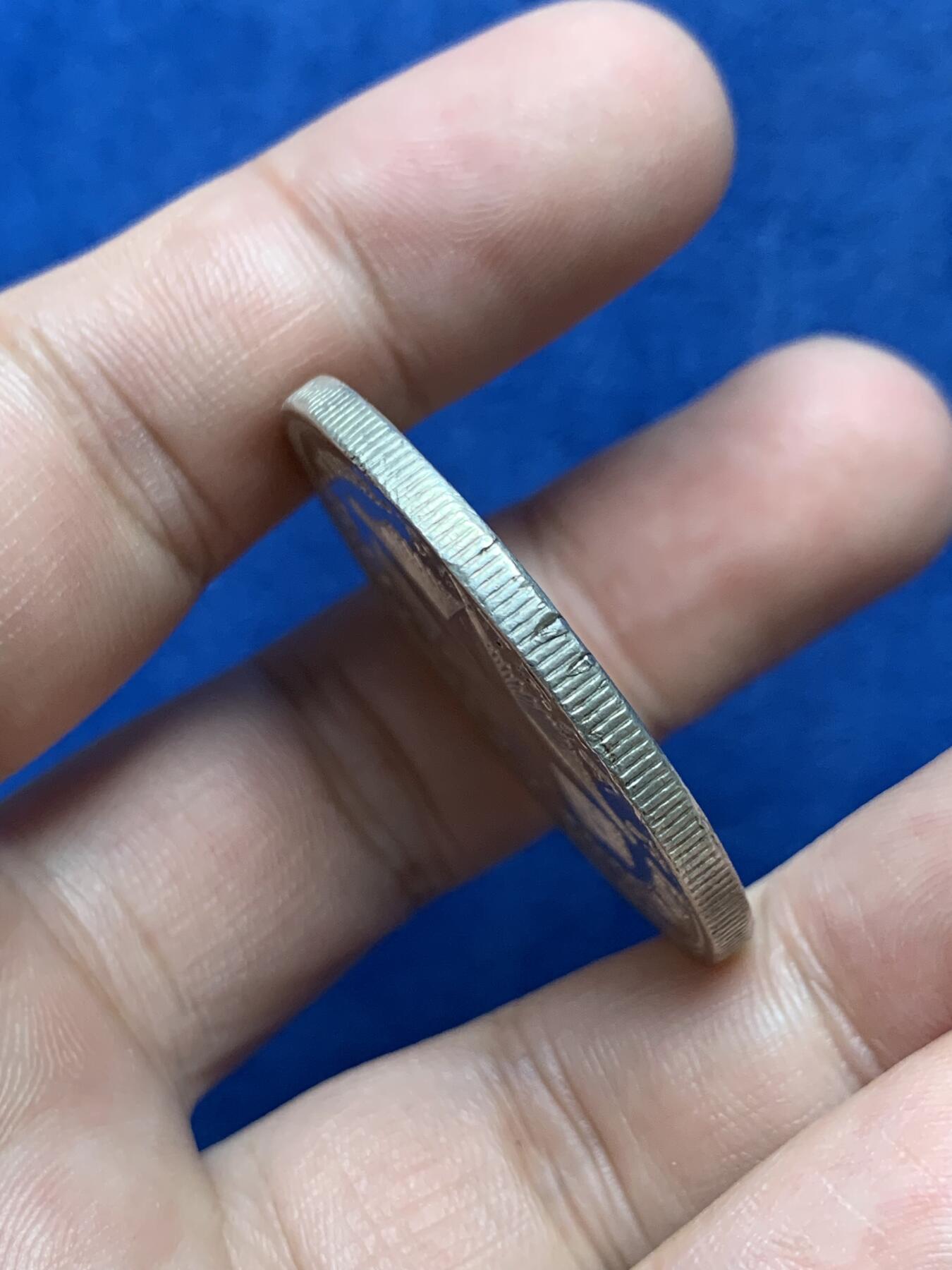 《竞宝斋》第294场- 周日，周一  2场连拍 （全场包邮） 古巴1933年大五角星银币