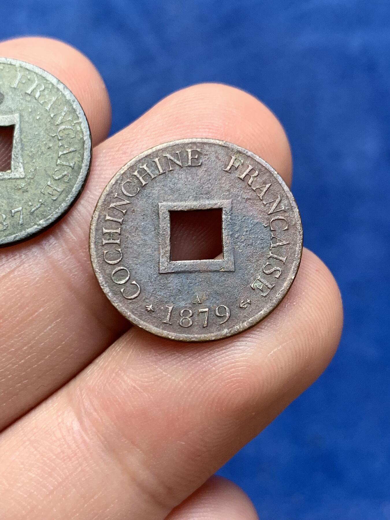 《竞宝斋》第294场- 周日，周一  2场连拍 （全场包邮） 两枚一组 法属印支大法国之安南当二铜币