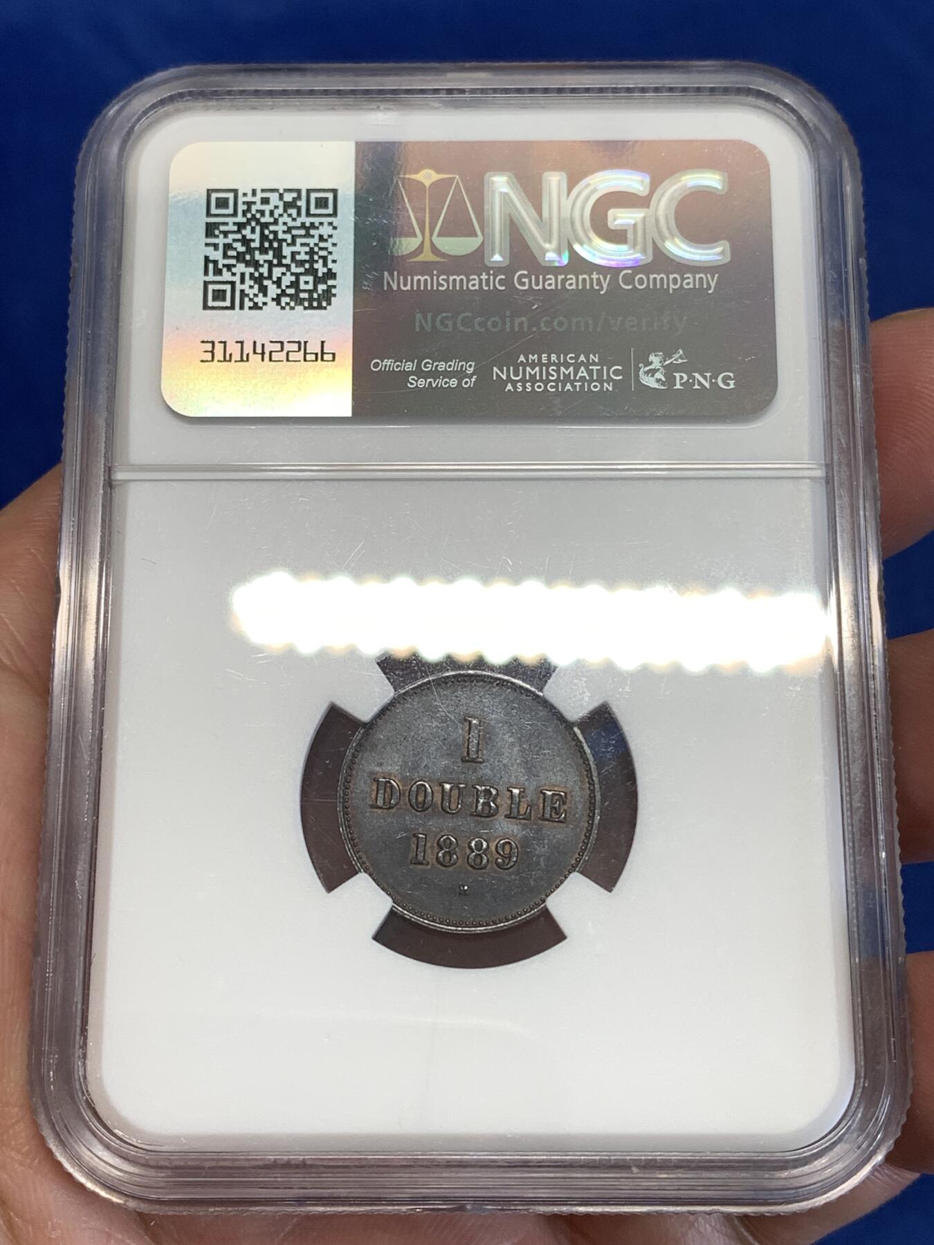 《竞宝斋》第294场- 周日，周一  2场连拍 （全场包邮） NGC MS61BN 英属根西岛1889年1道布铜币