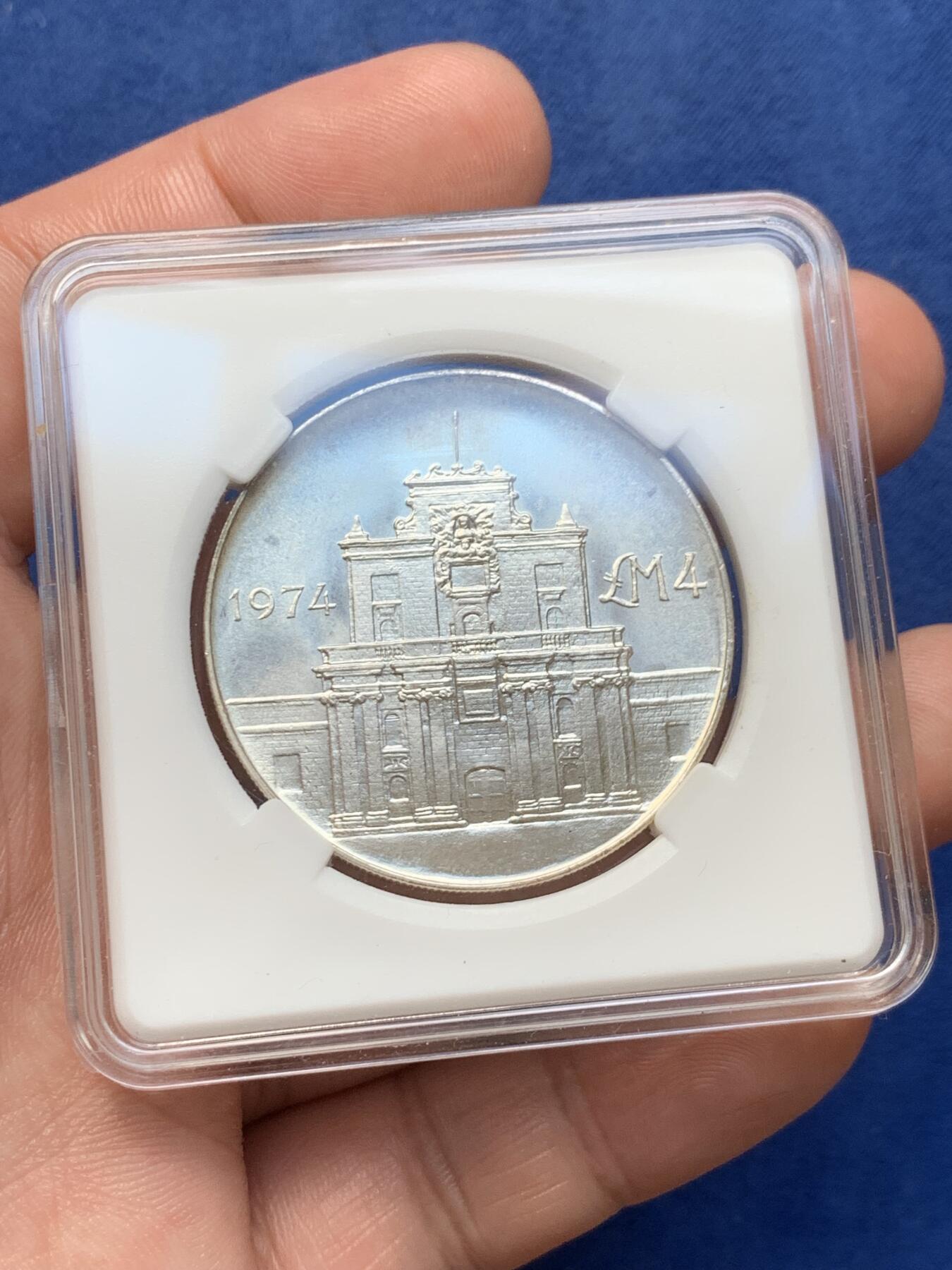 《竞宝斋》第294场- 周日，周一  2场连拍 （全场包邮） 马耳他1974年Cottonera Gate纪念银币 20g 987银