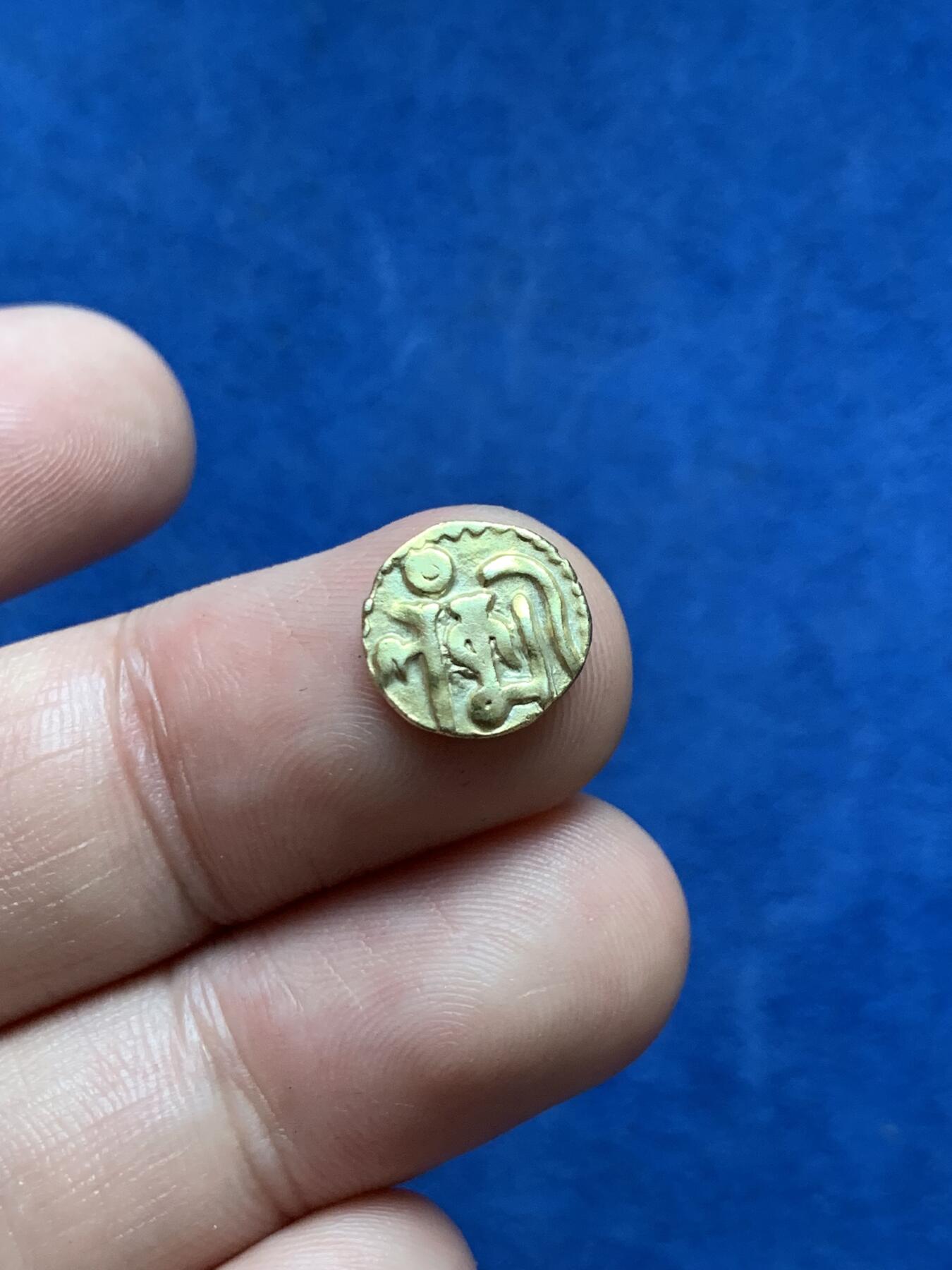 《竞宝斋》第294场- 周日，周一  2场连拍 （全场包邮） 锡兰985-1014拉贾一世1/4卡哈瓦努金币 1.07g