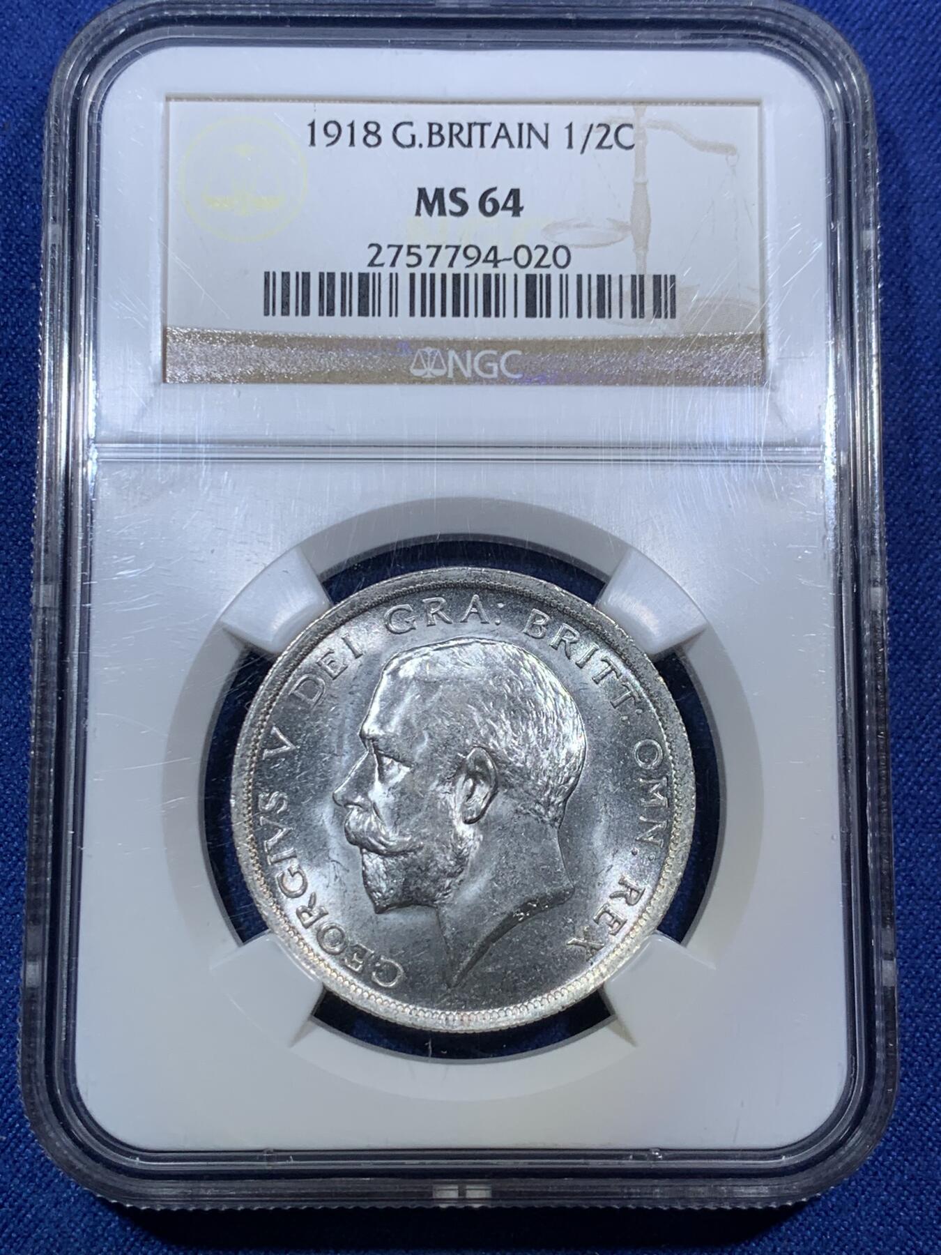 《竞宝斋》第294场- 周日，周一  2场连拍 （全场包邮） NGC MS64 英国1918年乔治五世半克朗 卷拆品质 头像深打 轮廓清晰 正反转光
