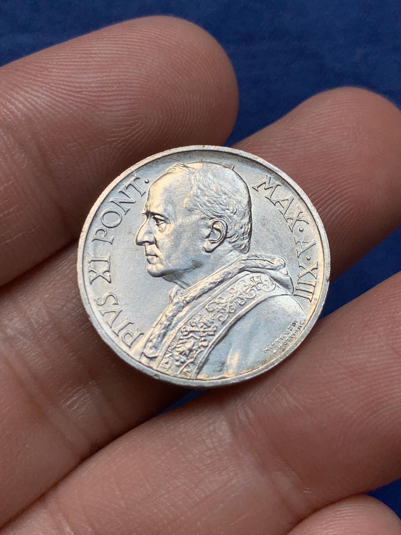 《竞宝斋》第294场- 周日，周一  2场连拍 （全场包邮） 梵蒂冈 1934年 5里拉 银币 原味包浆 稀缺品种 发行量三万枚