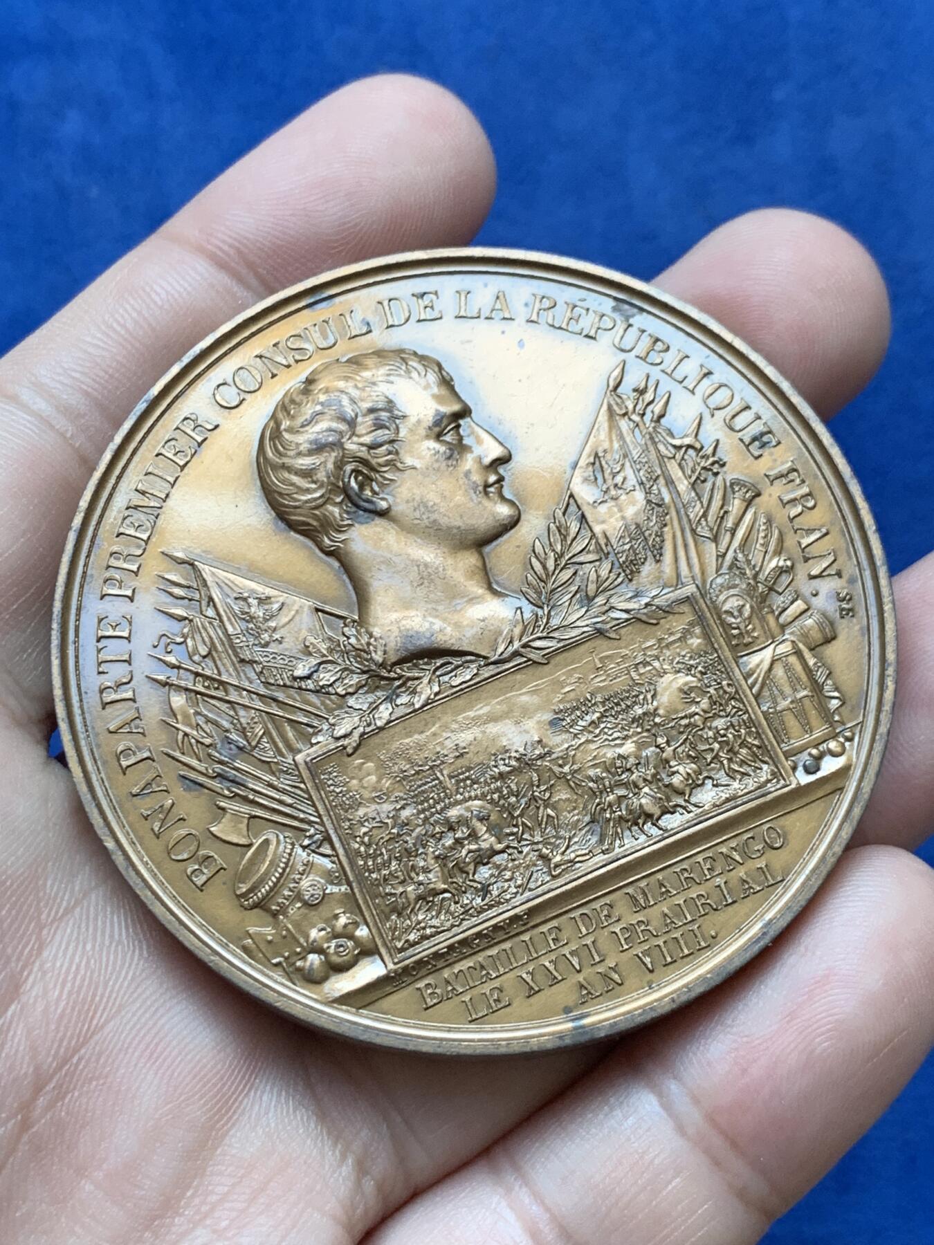 《竞宝斋》第294场- 周日，周一  2场连拍 （全场包邮） 法国 1800年 拿破仑法伦哥战役 大铜章 59mm直径91克 设计恢宏