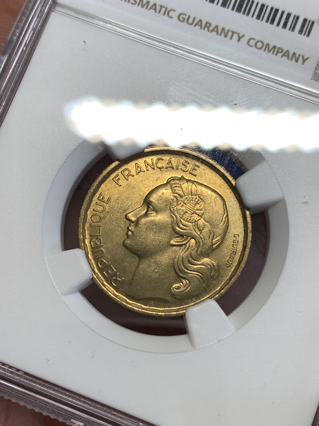 《竞宝斋》第294场- 周日，周一  2场连拍 （全场包邮） NGC MS64 法国第四共和国时期1950女神20法郎铜币