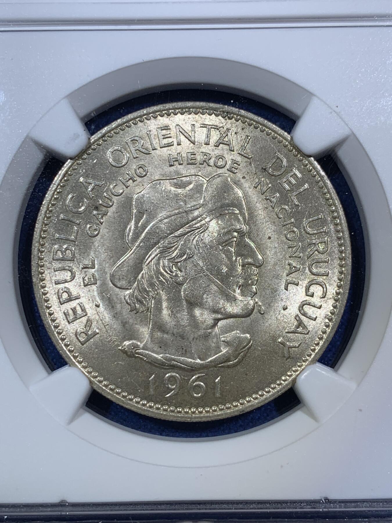 《竞宝斋》第294场- 周日，周一  2场连拍 （全场包邮） NGC MS62 乌拉圭1961年10比索银币