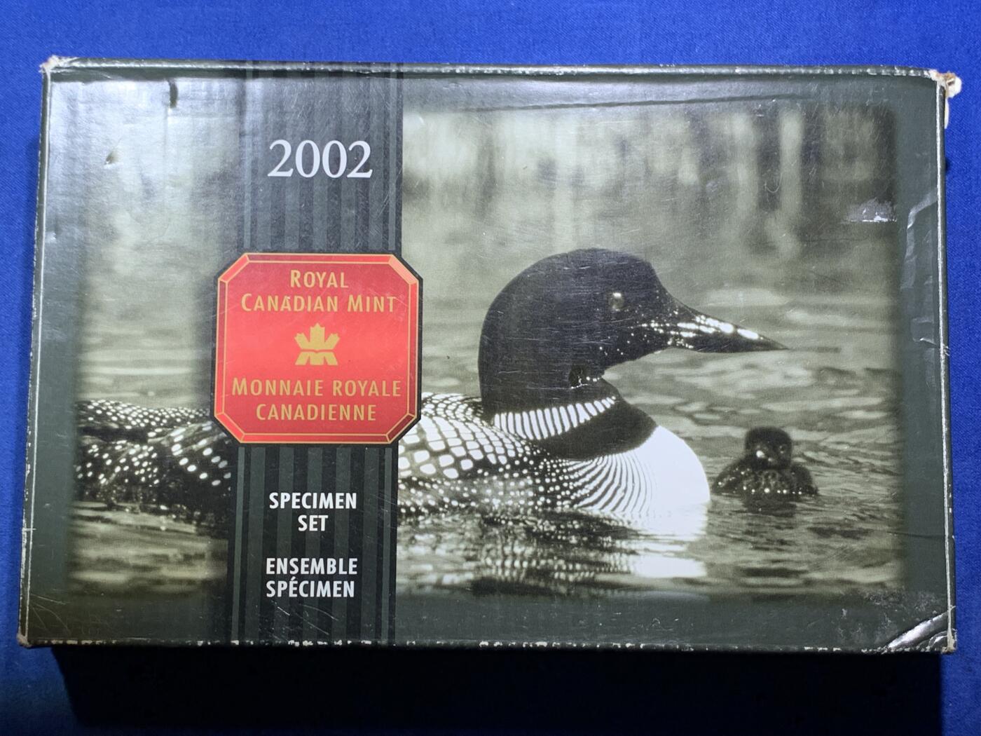 《竞宝斋》第294场- 周日，周一  2场连拍 （全场包邮） 2002 加拿大 特殊样币套装 这一套和普通的MS完全不同 采用的是反精制reverse proof工艺 图案都是加拿大有代表性的动物 送评都会写SP 非常少见