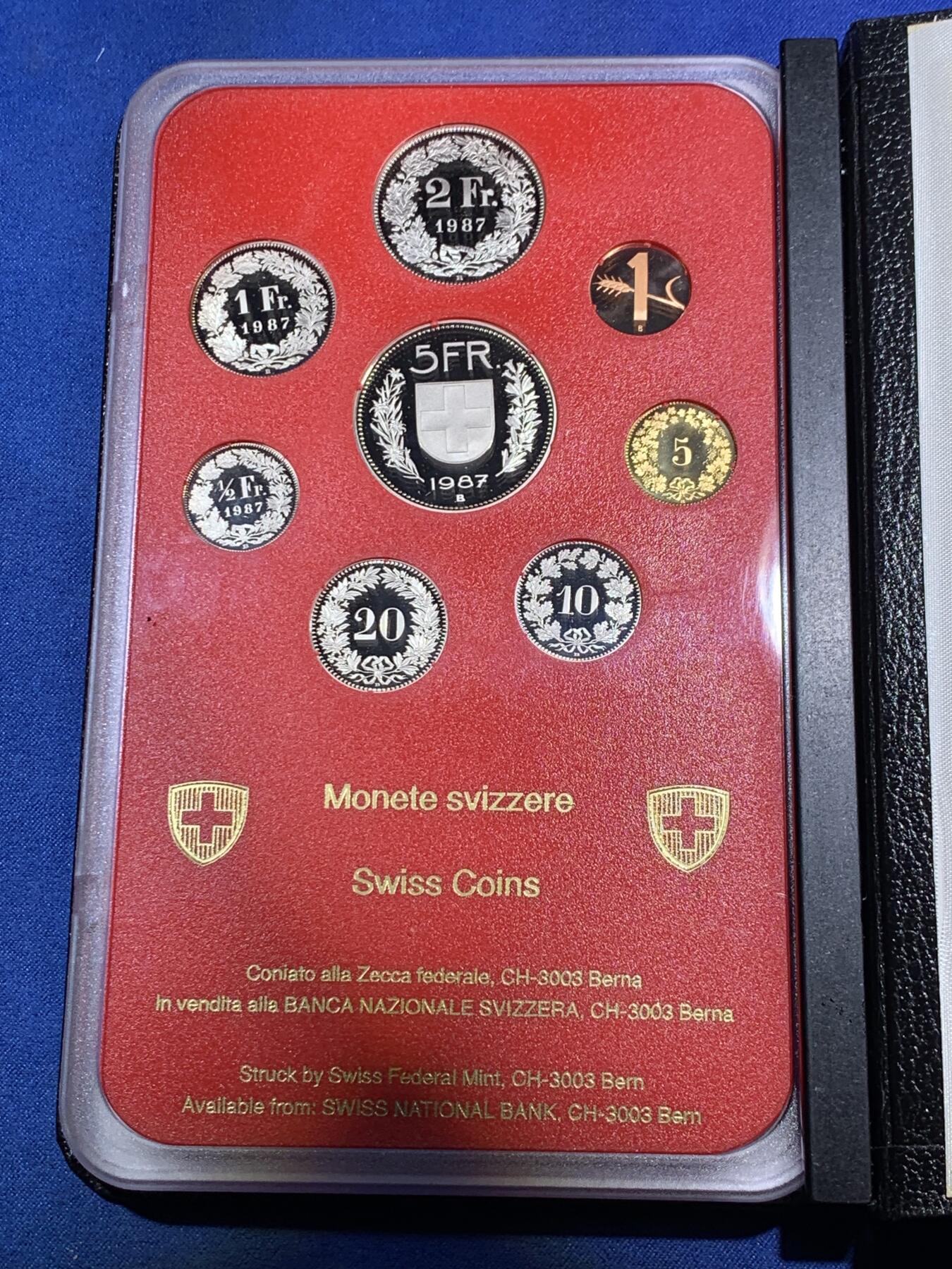 《竞宝斋》第294场- 周日，周一  2场连拍 （全场包邮） 瑞士 1987年 8枚套 原装精制套币