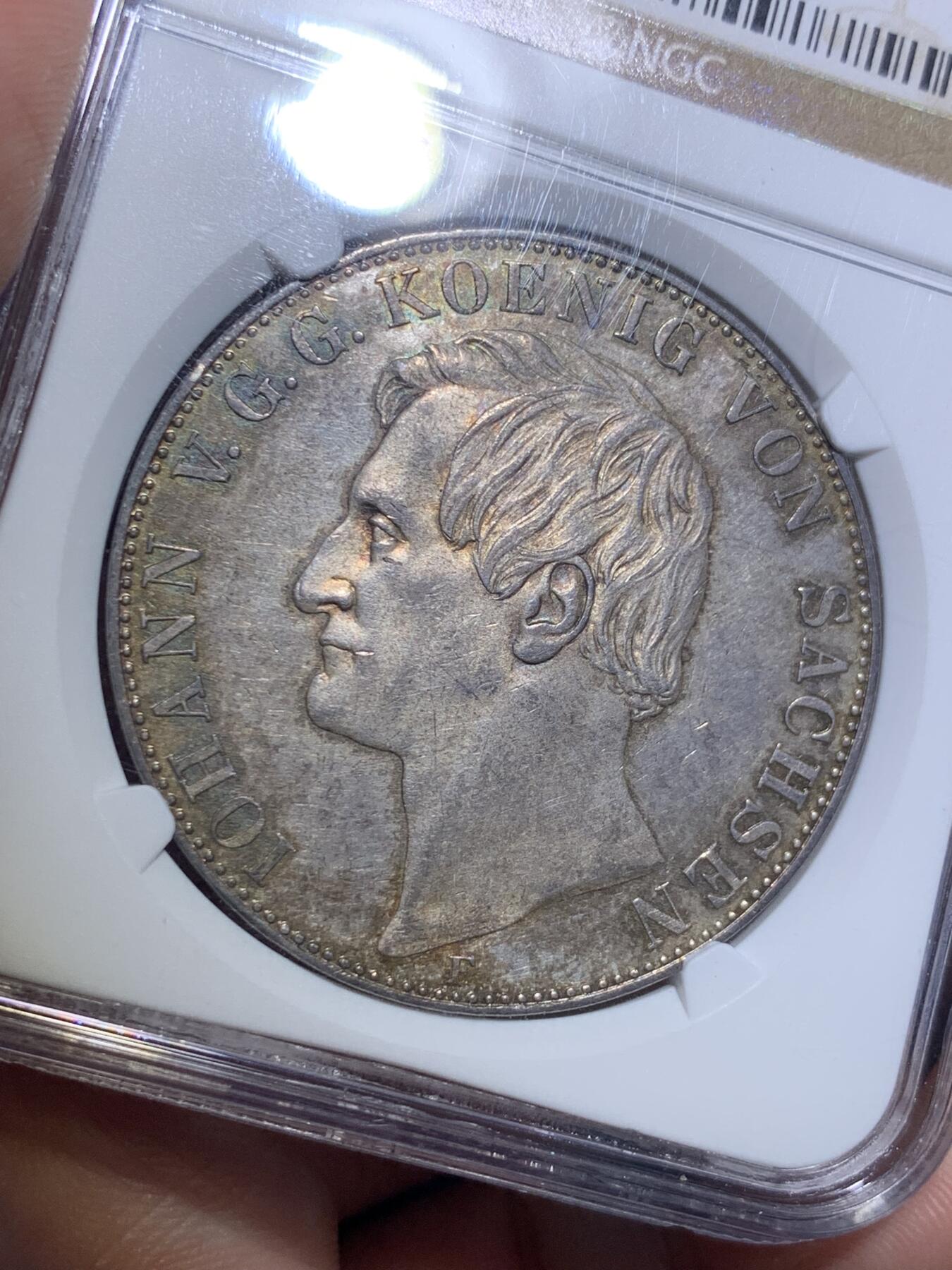 《竞宝斋》第294场- 周日，周一  2场连拍 （全场包邮） NGC MS61 德国 1855萨克森流通纹章2泰勒 约翰五世2泰勒的首年，37克大银币，两年发行品种，NGC亚军分，包浆好看