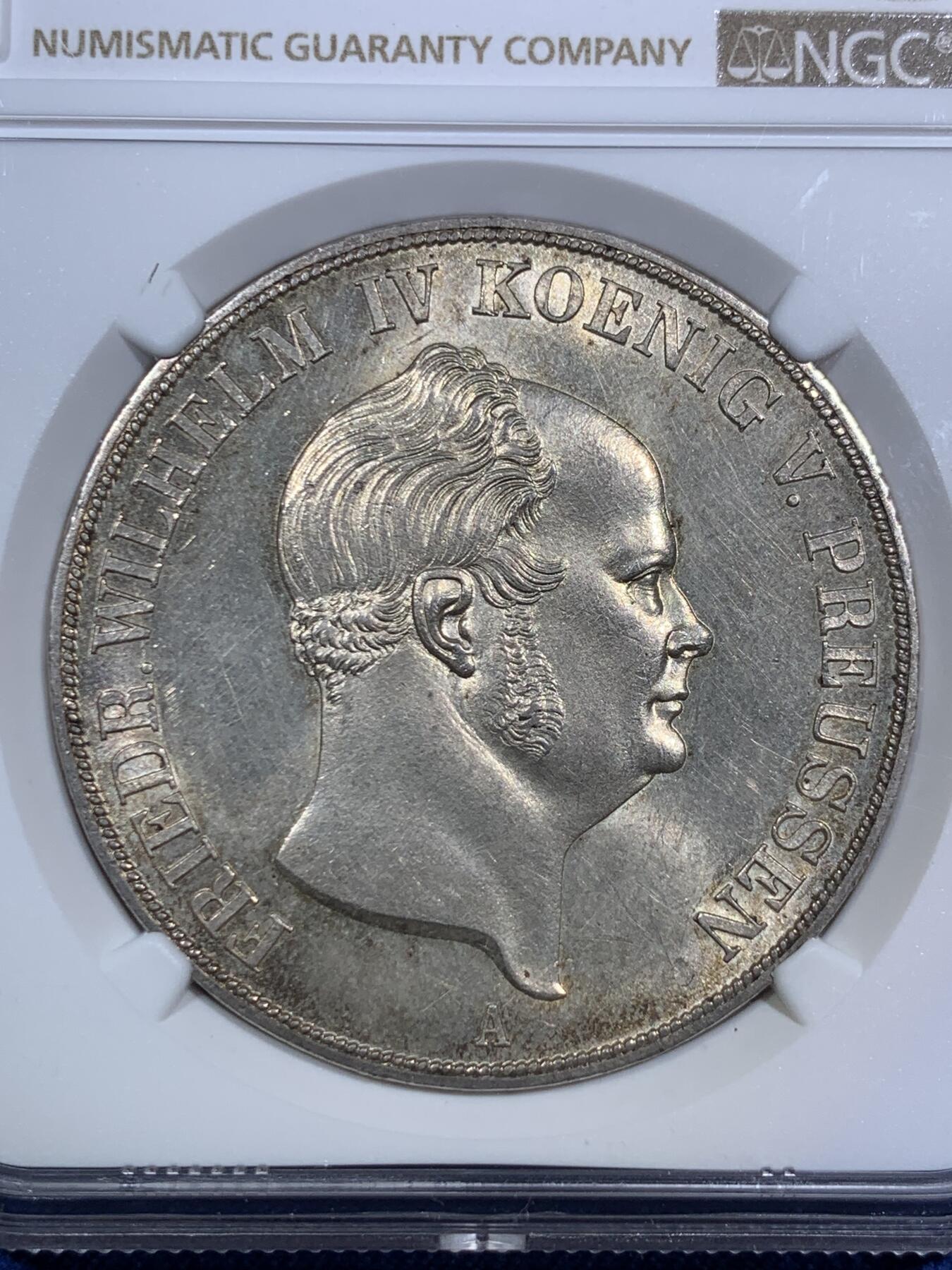 《竞宝斋》第294场- 周日，周一  2场连拍 （全场包邮） NGC MS63 德国1855年 普鲁士经典洋葱头2泰勒 37克大银币 绚丽十字光 缺点是低评！