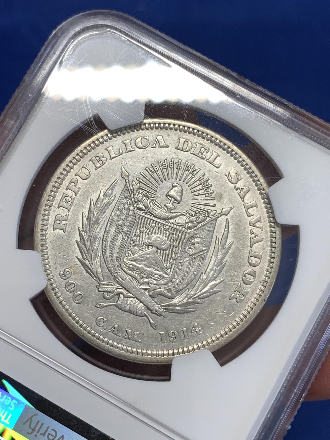 《竞宝斋》第294场- 周日，周一  2场连拍 （全场包邮） NGC AU55 萨尔瓦多 1914年 哥伦布 1比索大银币