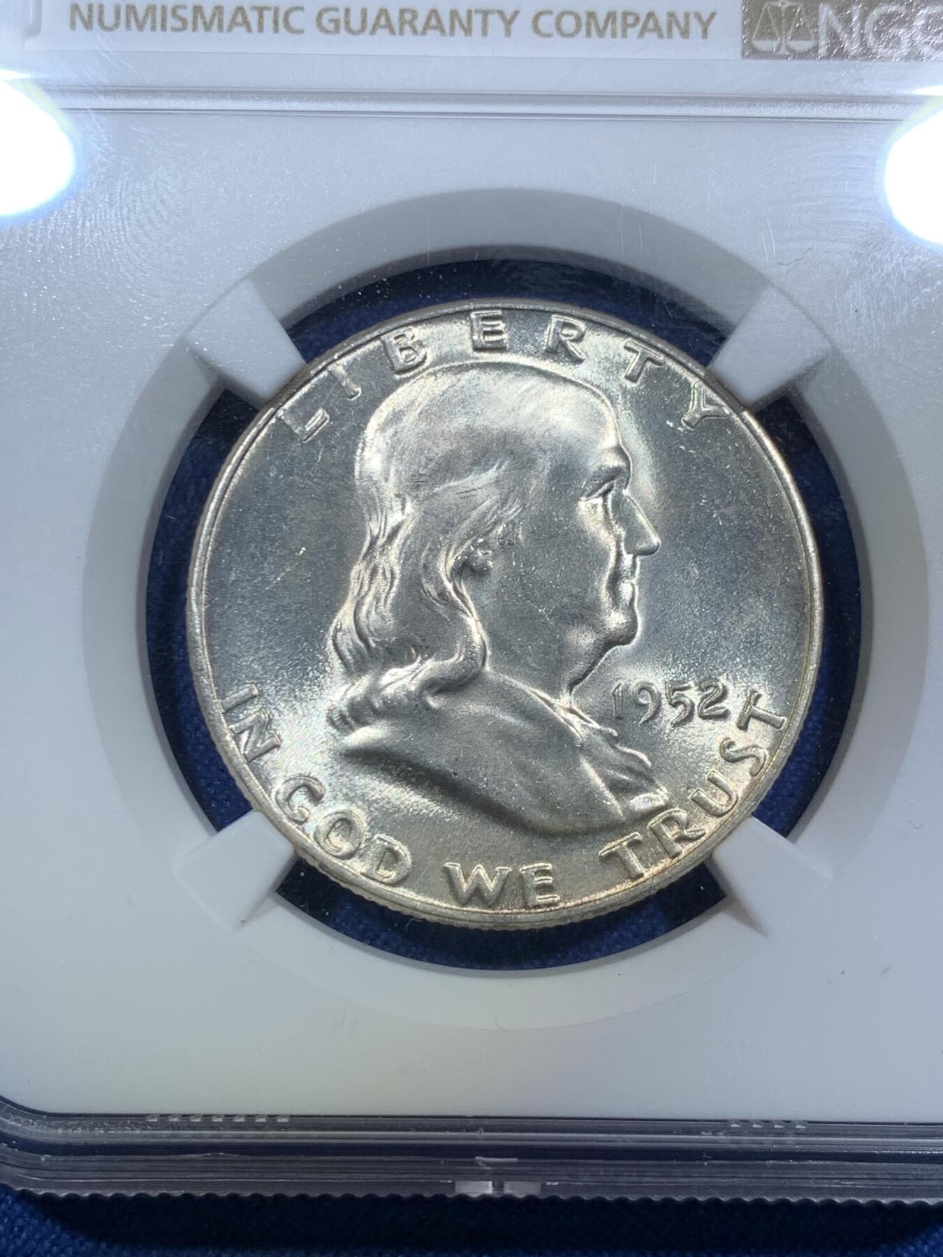 《竞宝斋》第294场- 周日，周一  2场连拍 （全场包邮） NGC MS65 美国1952年富兰克林半美元银币