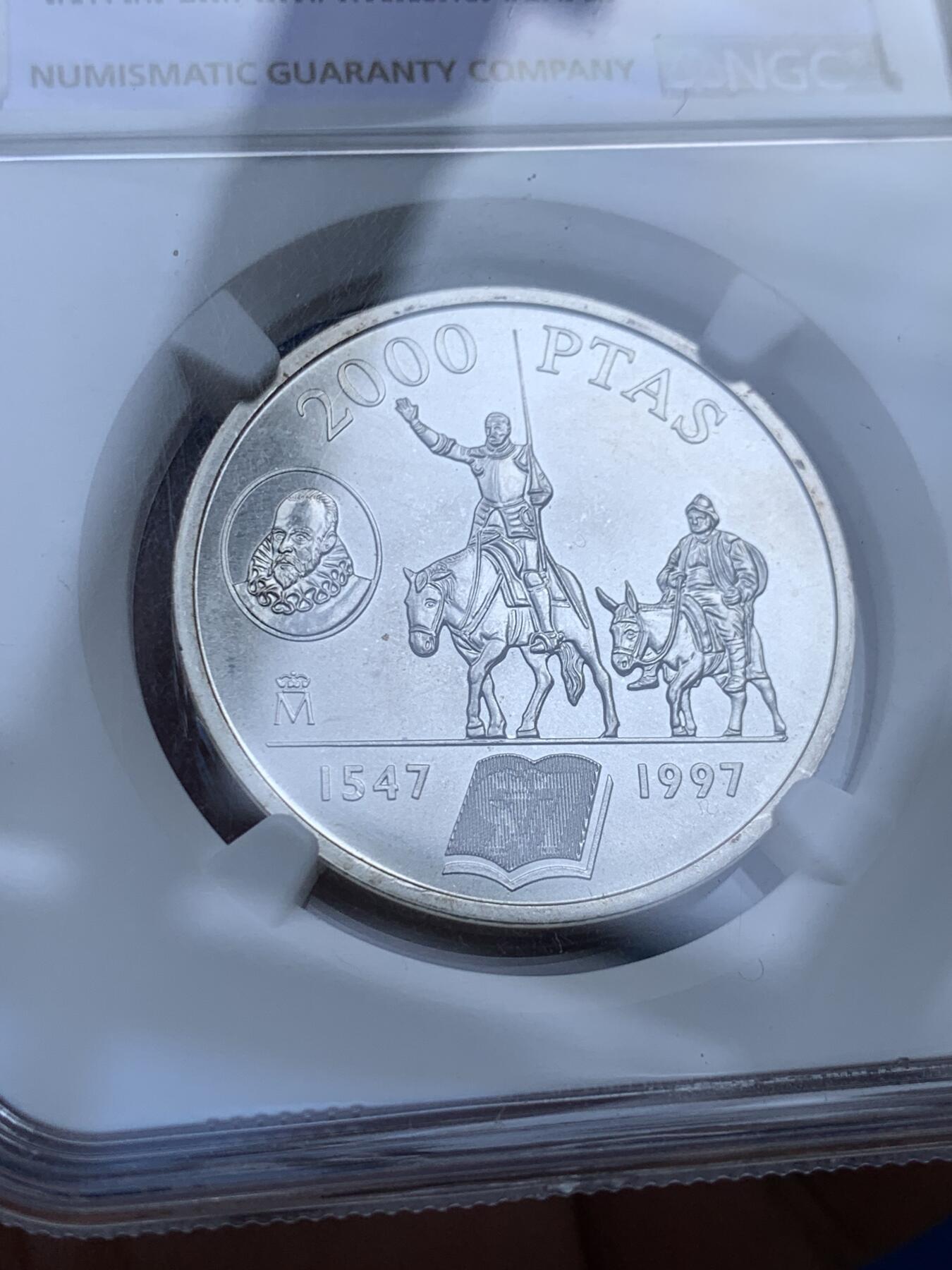 《竞宝斋》第294场- 周日，周一  2场连拍 （全场包邮） NGC MS66 1997年 西班牙 2000比塞塔 塞万提斯 银0.925 18克 获得更高评分的数目: 1枚 带卡