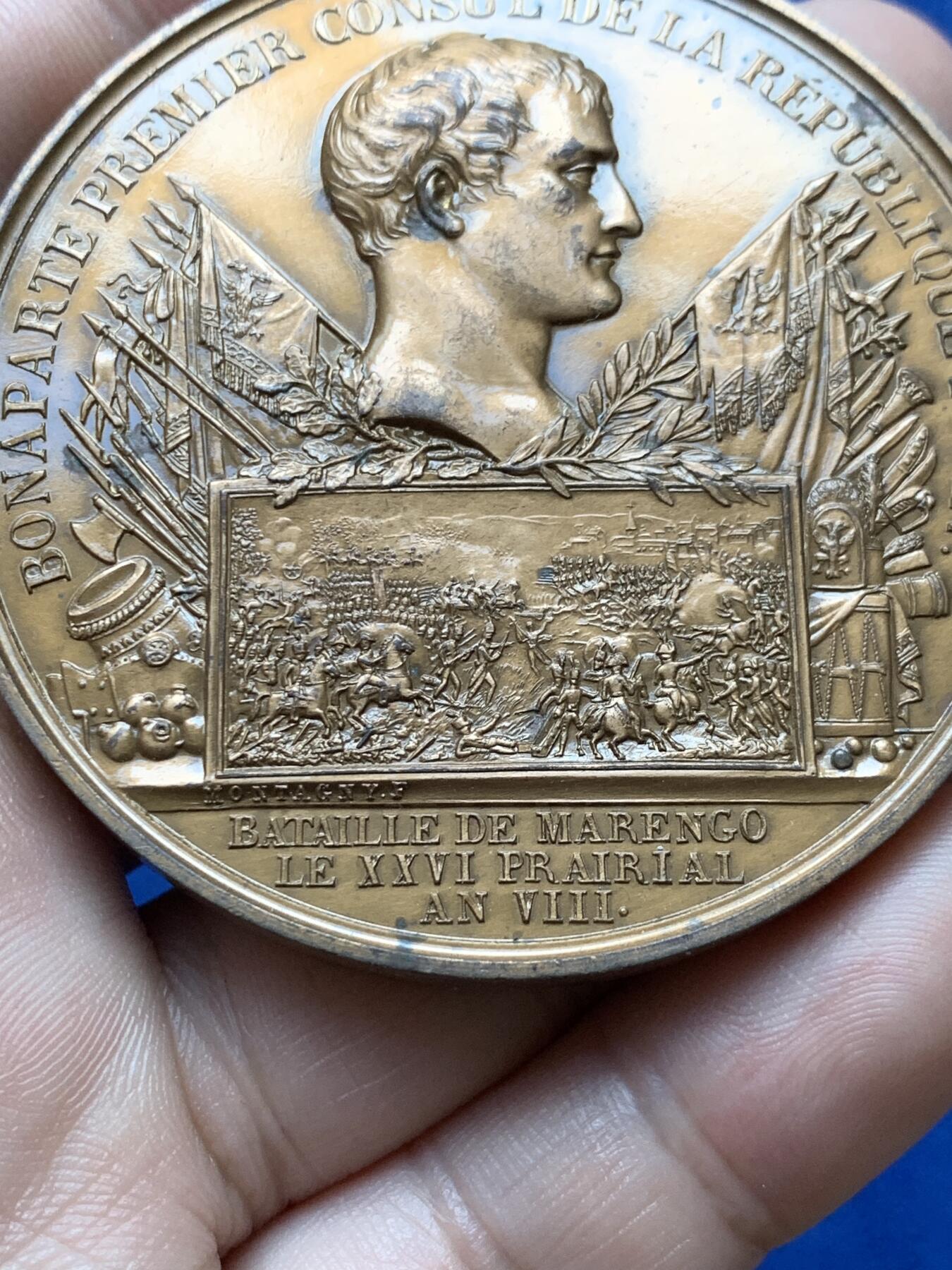 《竞宝斋》第294场- 周日，周一  2场连拍 （全场包邮） 法国 1800年 拿破仑法伦哥战役 大铜章 59mm直径91克 设计恢宏