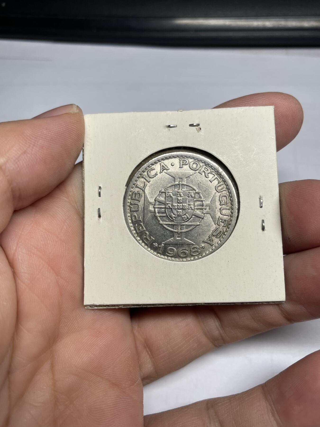 每日一拍，2024年集古藏今外币拍卖第十二期-第4场—（总第114拍），新一期拍卖开始了 1968年澳门大一元