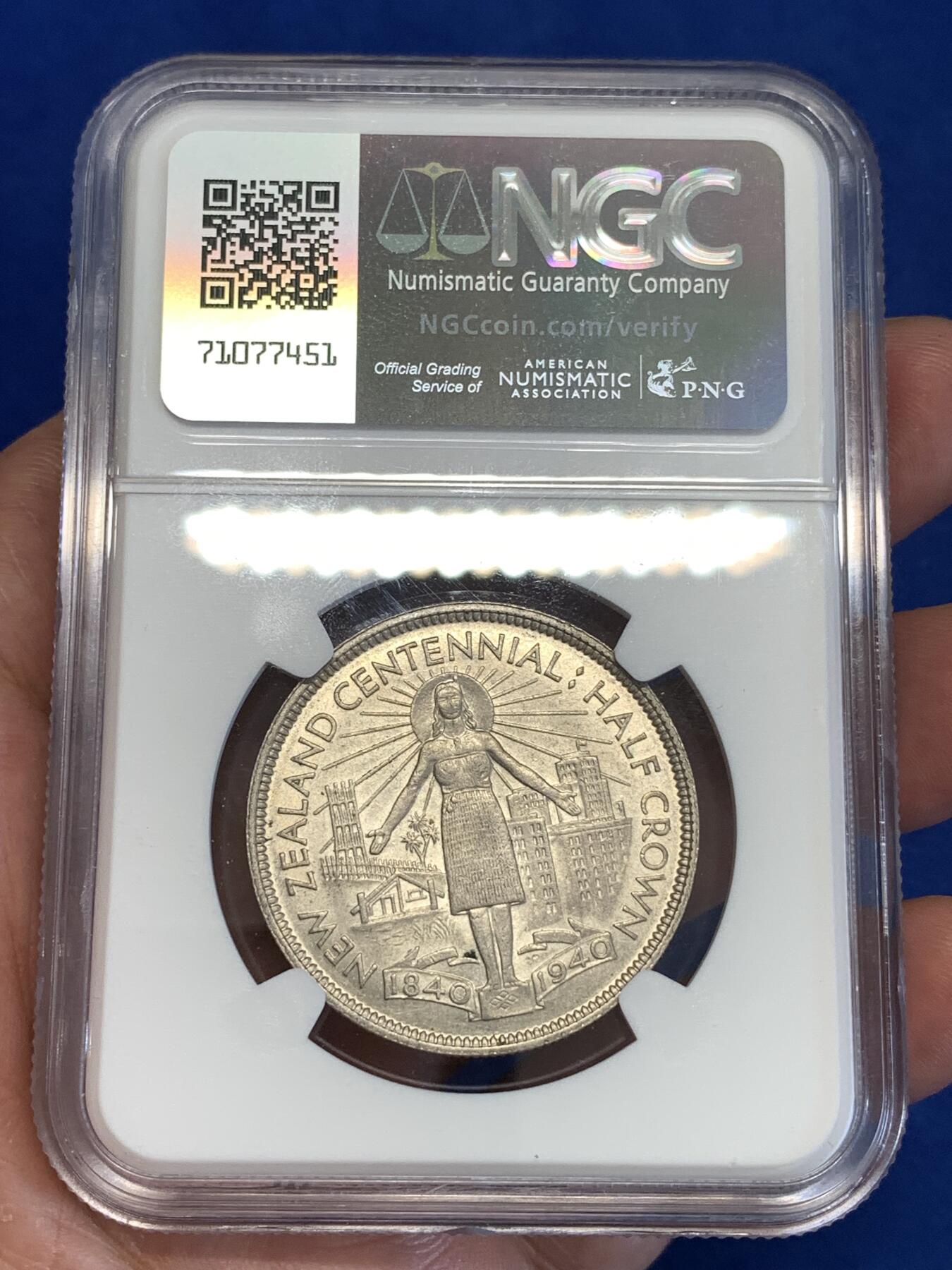 《竞宝斋》第294场- 周日，周一  2场连拍 （全场包邮） NGC AU58 新西兰1940年百年纪念1/2克朗银币 少见品