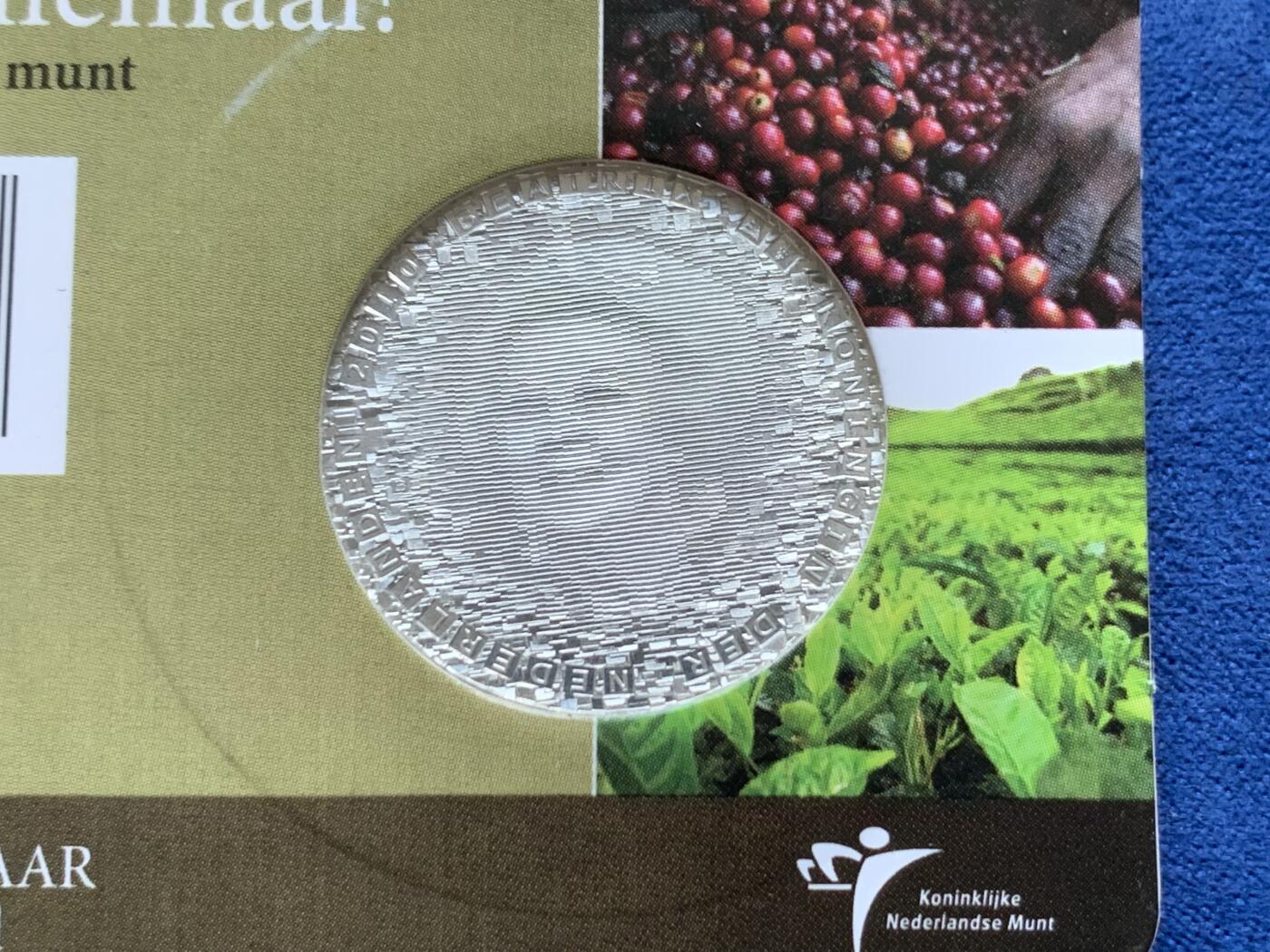 《竞宝斋》第294场- 周日，周一  2场连拍 （全场包邮） 3枚一组 2010年 荷兰 5欧元 作家马克斯·哈弗拉尔 镀银纪念币 小卡装