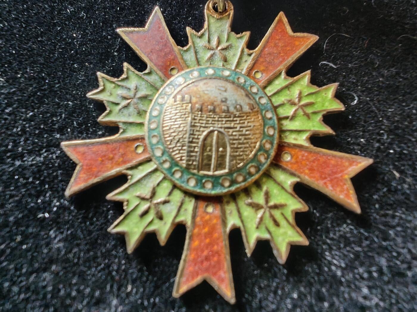 历代徽章29 陆海空军甲种一等民千城奖章（4126号）