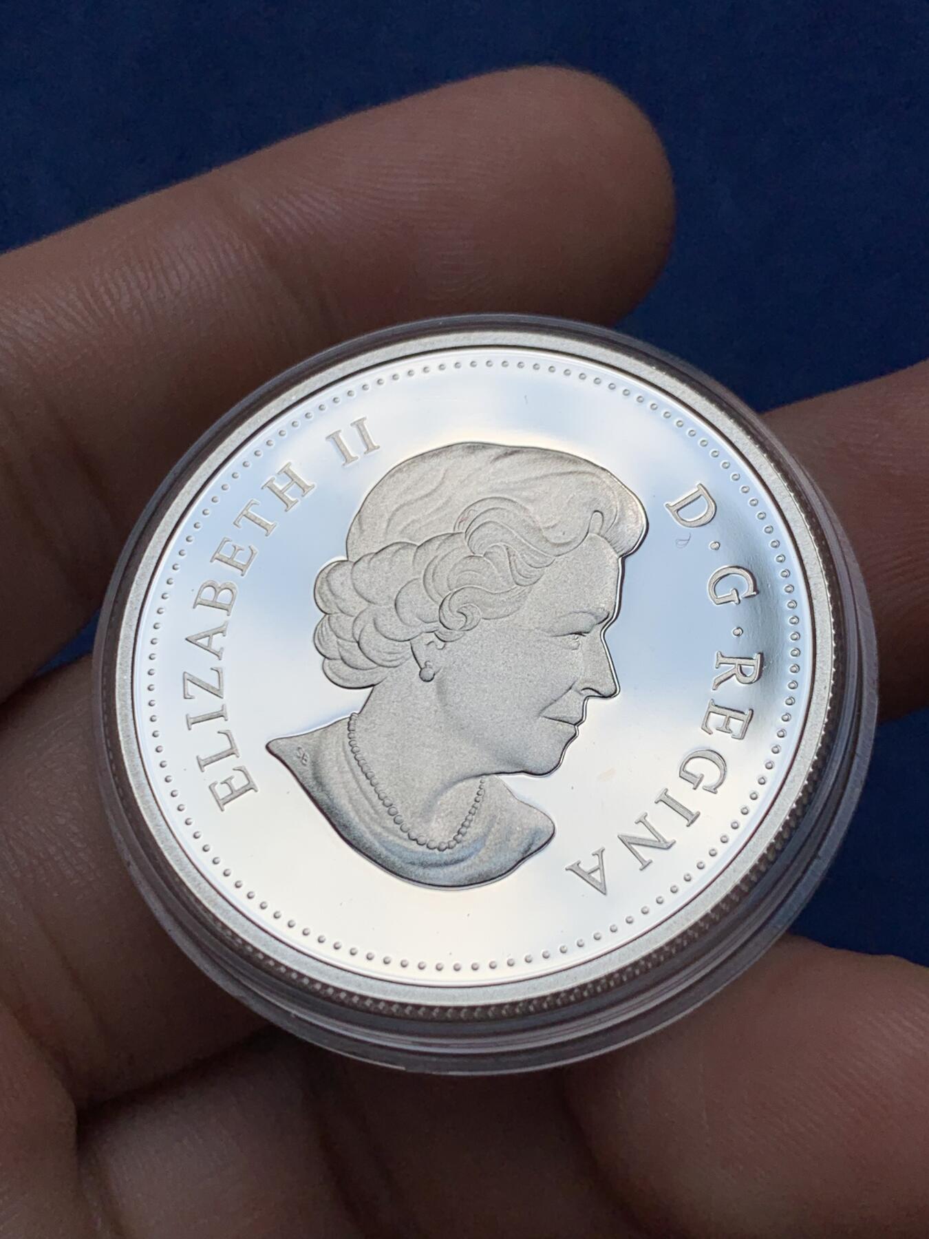 《竞宝斋》第294场- 周日，周一  2场连拍 （全场包邮） 2011年 加拿大 1元 国家公园100年 发行数量：40000 银0.925 25.175克 带证