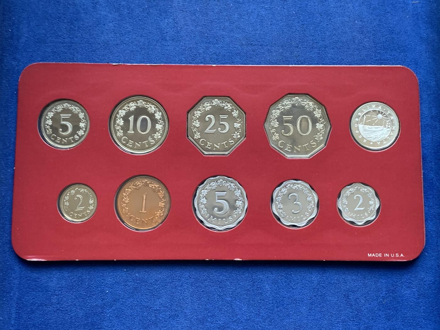 《竞宝斋》第294场- 周日，周一  2场连拍 （全场包邮） 1979 马耳他 精制套币 富兰克林造币厂原封装 保存完好无氧化 这套亮点在于比其他年份多了一枚仅在套币中出现的银质1M主币 光这一枚就要150+