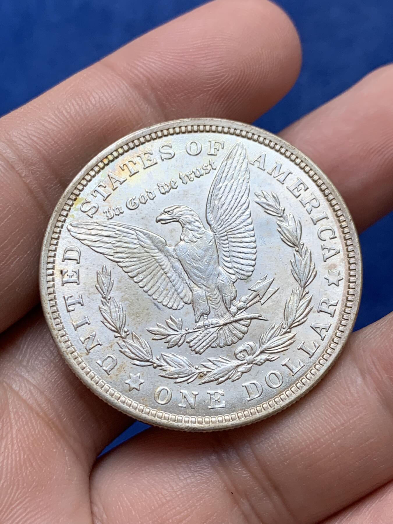 《竞宝斋》第294场- 周日，周一  2场连拍 （全场包邮） 美国1921年1元摩根银币 UNC品！