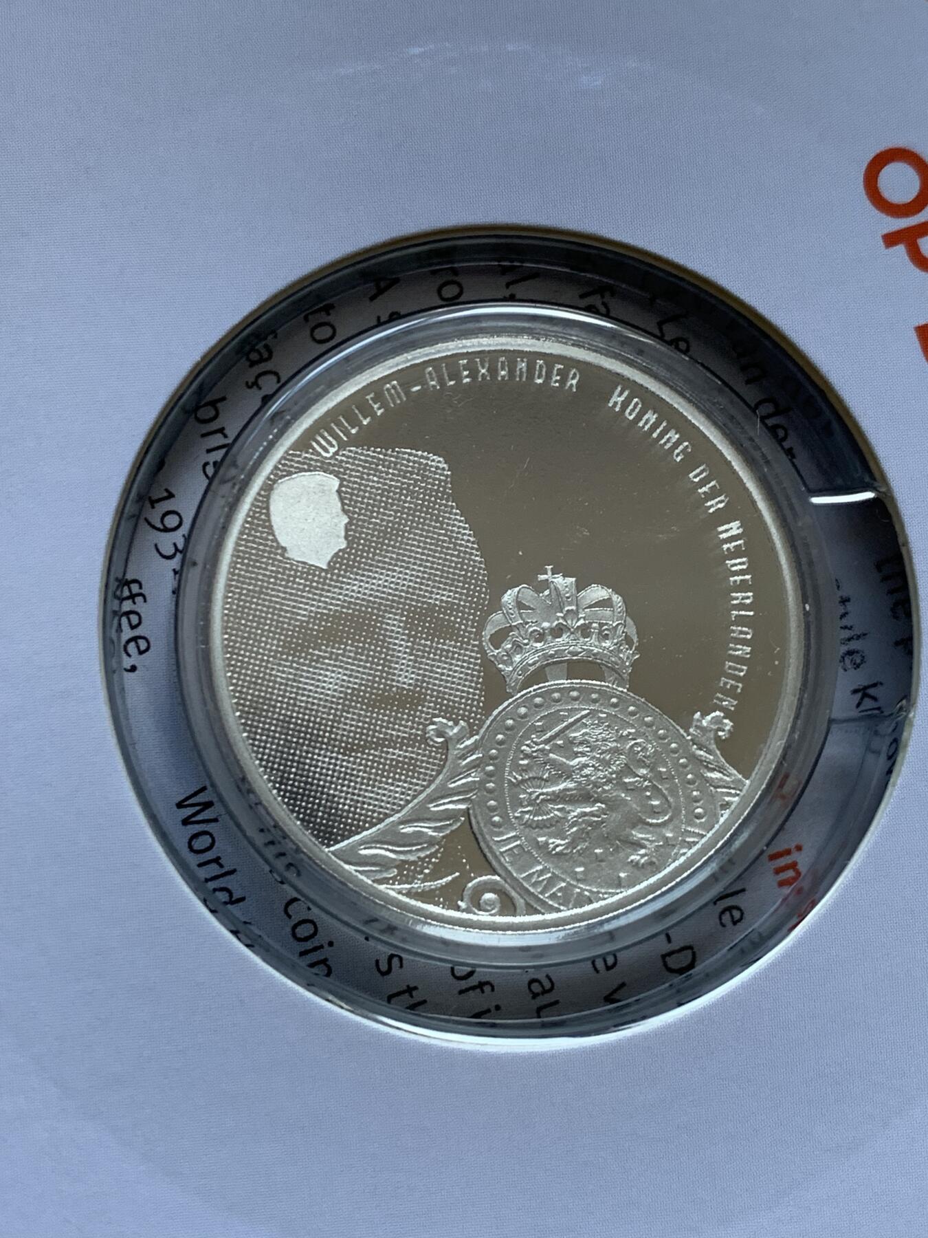 《竞宝斋》第294场- 周日，周一  2场连拍 （全场包邮） 2015年 荷兰 5欧元 Van Nelle 发行数量：12500 银0.925 15.5克 大版