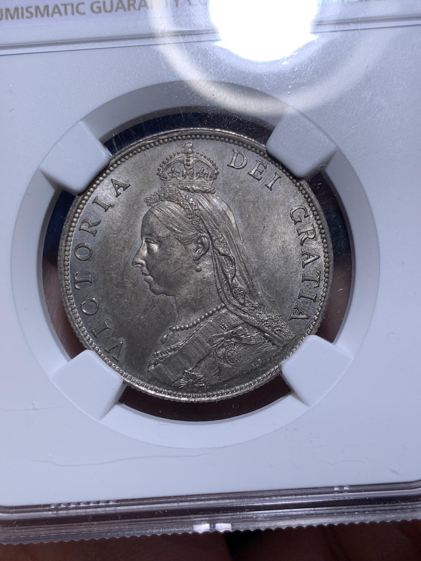 《竞宝斋》第294场- 周日，周一  2场连拍 （全场包邮） NGC MS65 英国 1887年维多利亚高冠2先令/1弗罗洛林银币