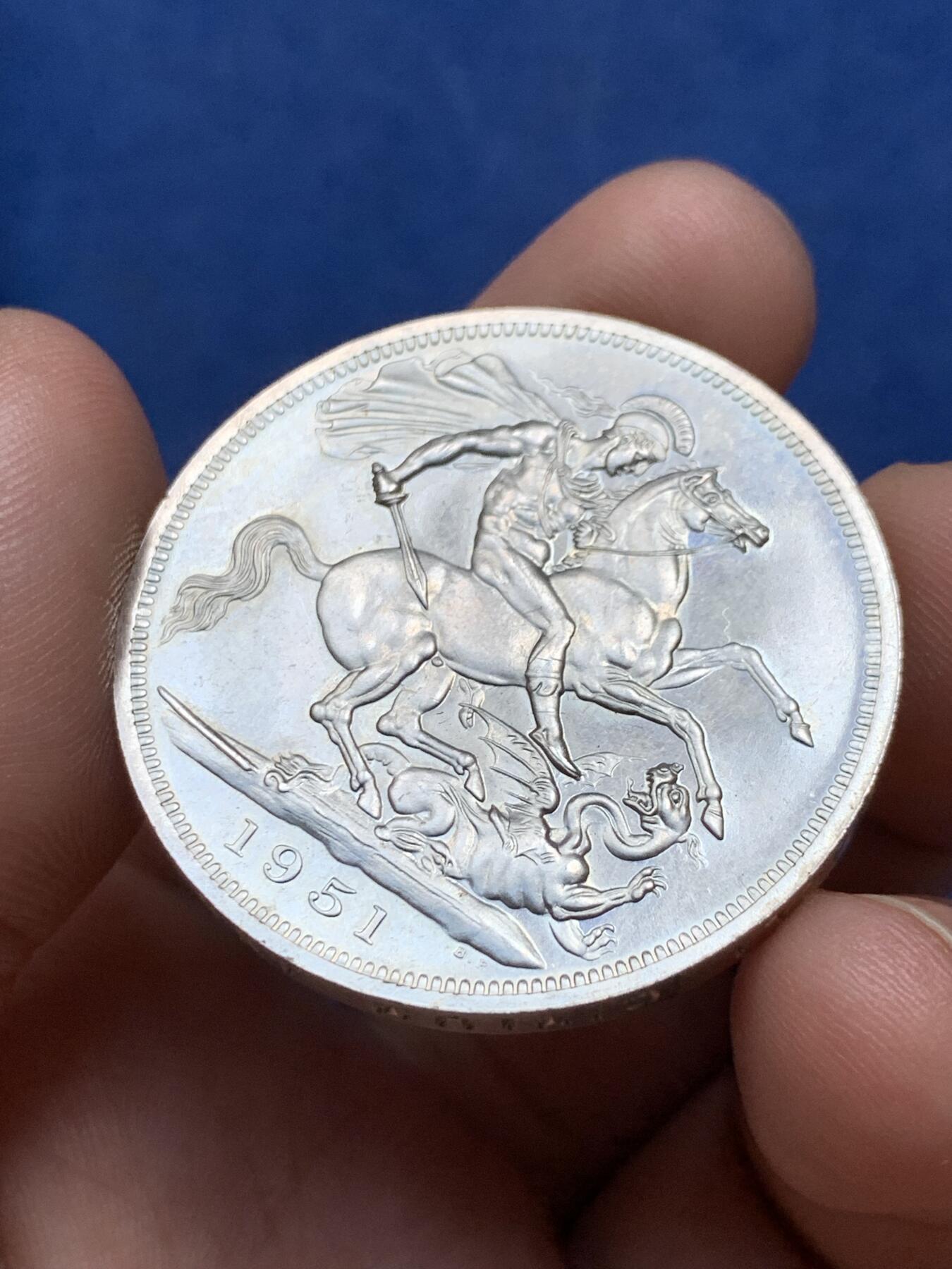 《竞宝斋》第294场- 周日，周一  2场连拍 （全场包邮） 英国 最后的 镍马剑 1951 红盒带证书 细节见图