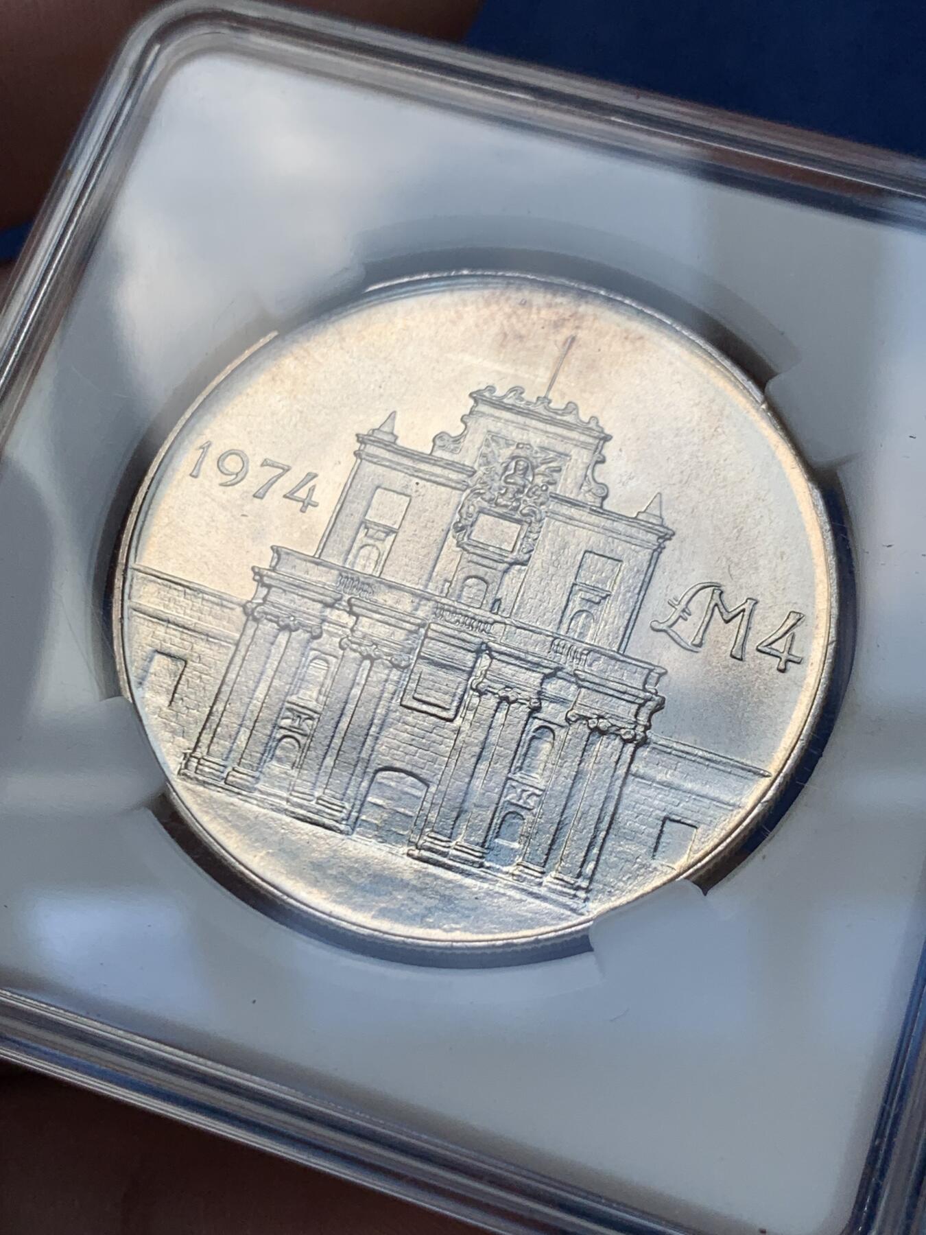 《竞宝斋》第294场- 周日，周一  2场连拍 （全场包邮） 马耳他1974年Cottonera Gate纪念银币 20g 987银