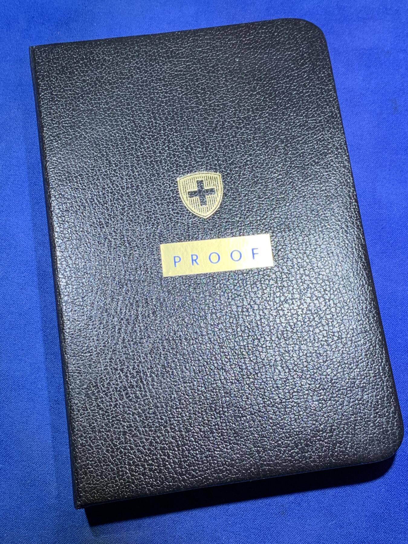 《竞宝斋》第294场- 周日，周一  2场连拍 （全场包邮） 瑞士 1987年 8枚套 原装精制套币