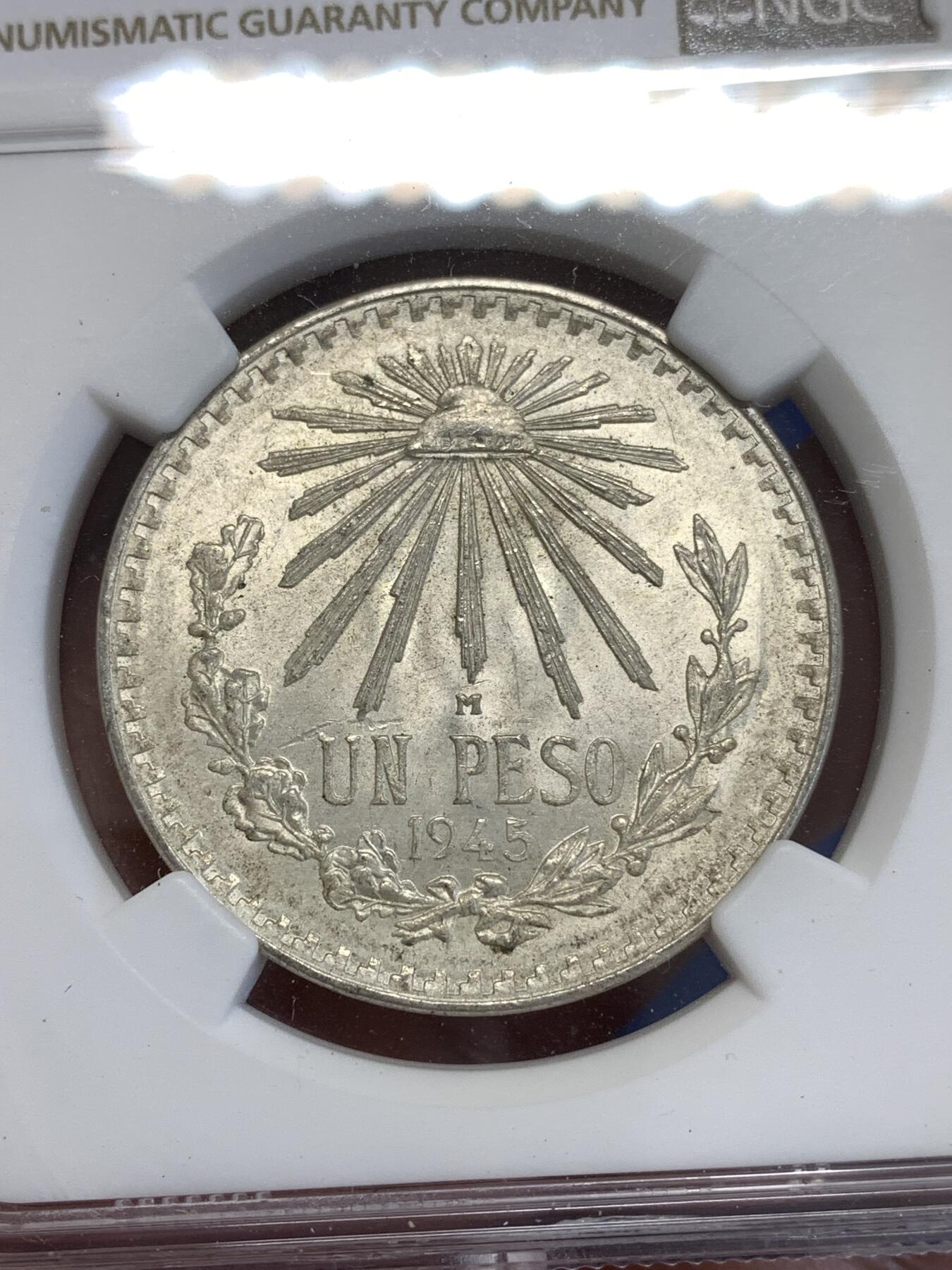 《竞宝斋》第294场- 周日，周一  2场连拍 （全场包邮） NGC MS65 墨西哥1945年鹰洋1比索银币