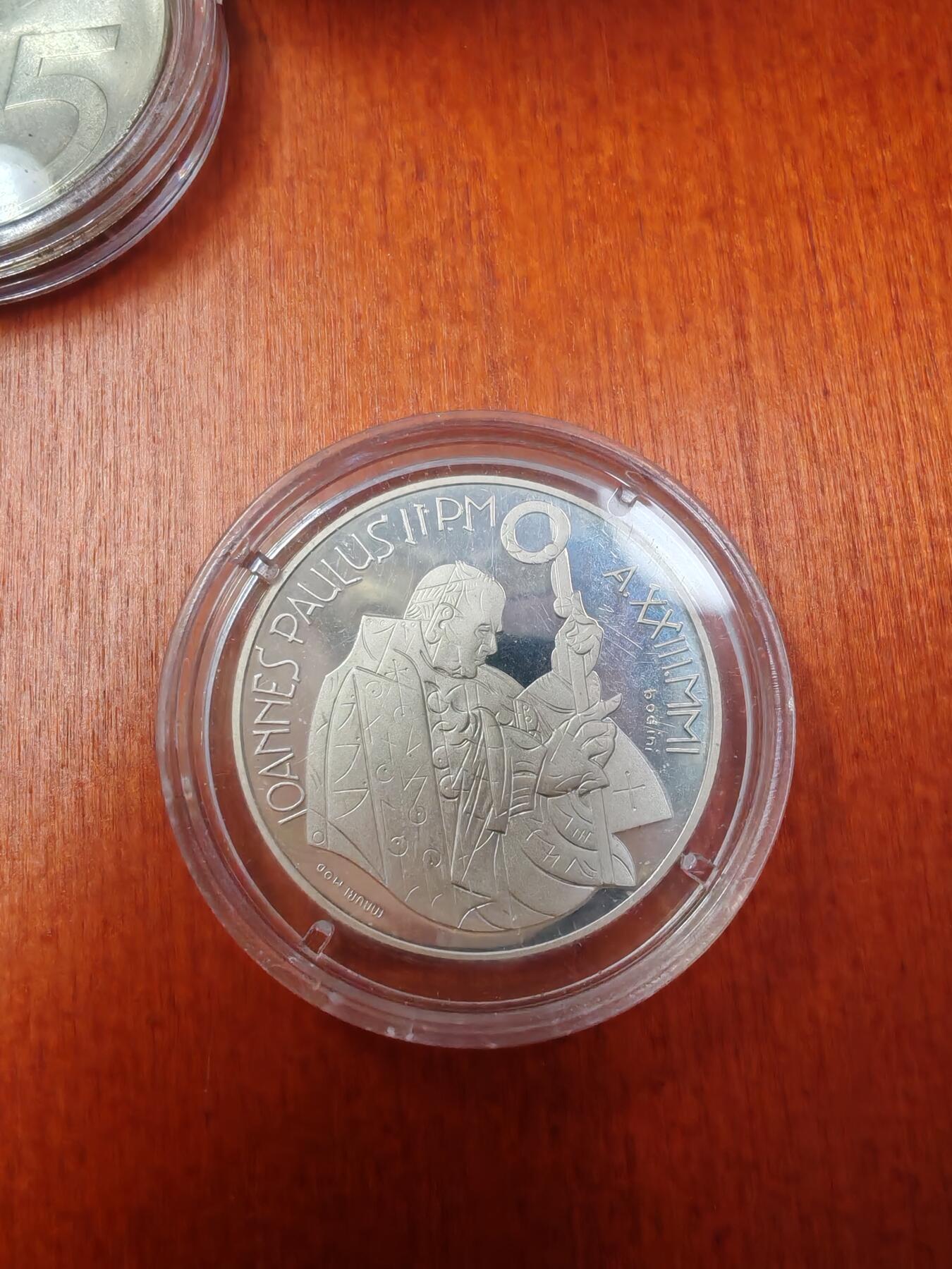 长老汇龙年精选第十八场拍卖 2001梵蒂冈教皇保罗二世和平对话2000里拉精制银币，8000枚