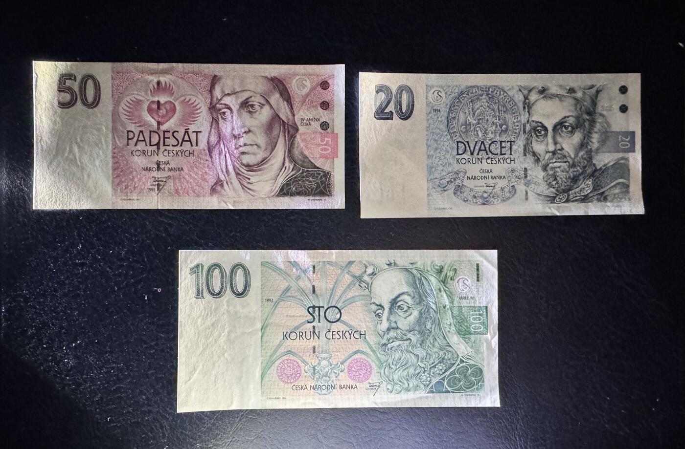 收藏联盟Quantum Auction 第366期拍卖  捷克1993-94年20到500克朗 品相UNC-到AU 1000品相为XF