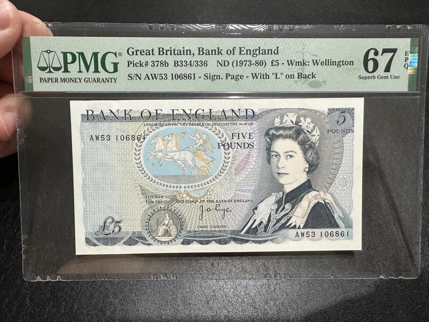 《外钞收藏家》第三百九十九期 1973-80年英国D序列5镑 PMG67 无47
