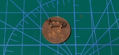 毛主席像章、徽章拍场，都是精品小章 🔥🔥世界革命中心—北京 纪念章，地球+中国地图+天安门图案，可佩戴