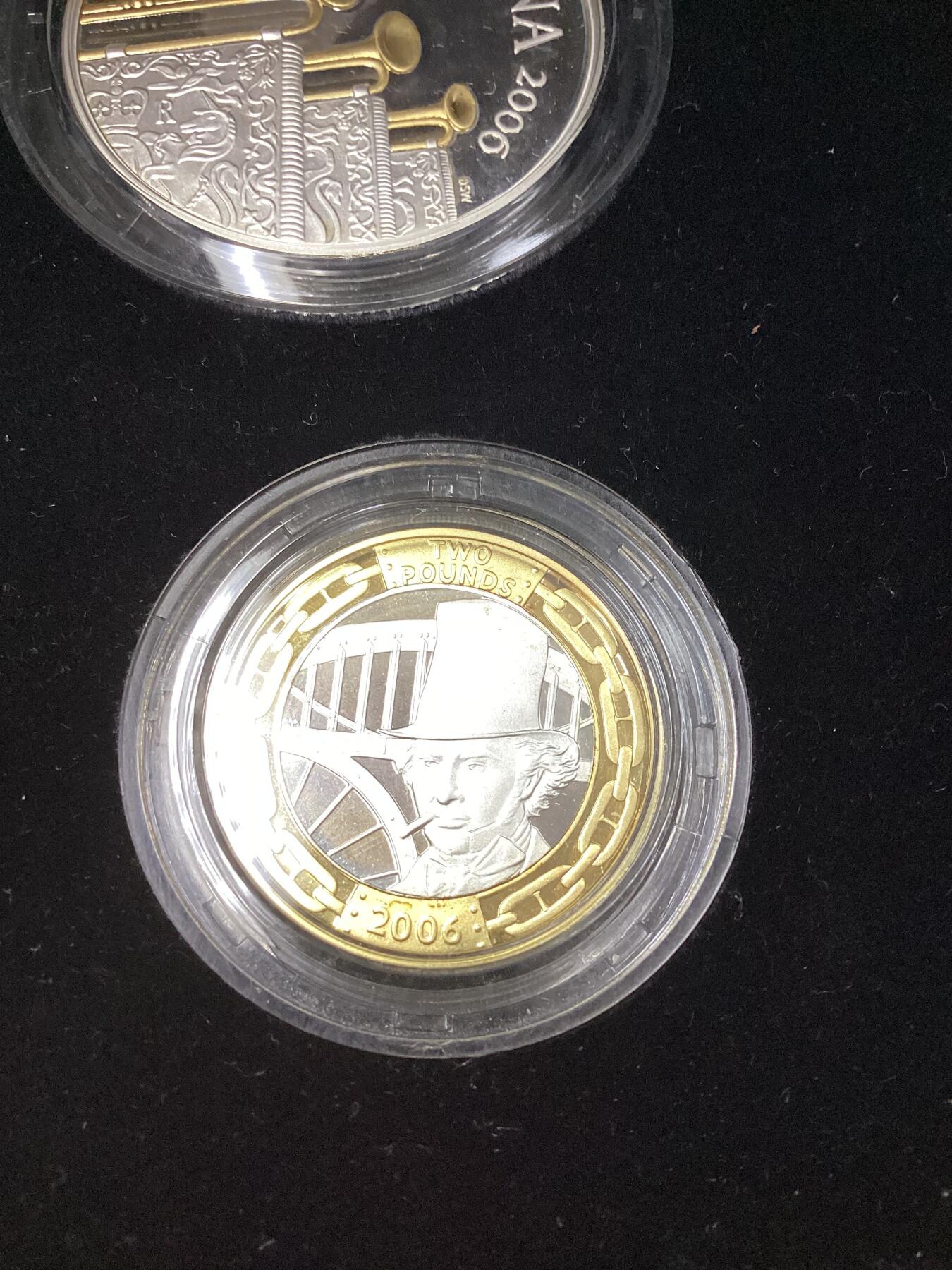 长老汇龙年精选第十八场拍卖 2006英国精制加厚银币套装6枚，面值从50便士到5英镑，盒证全，3000套，稀罕之物