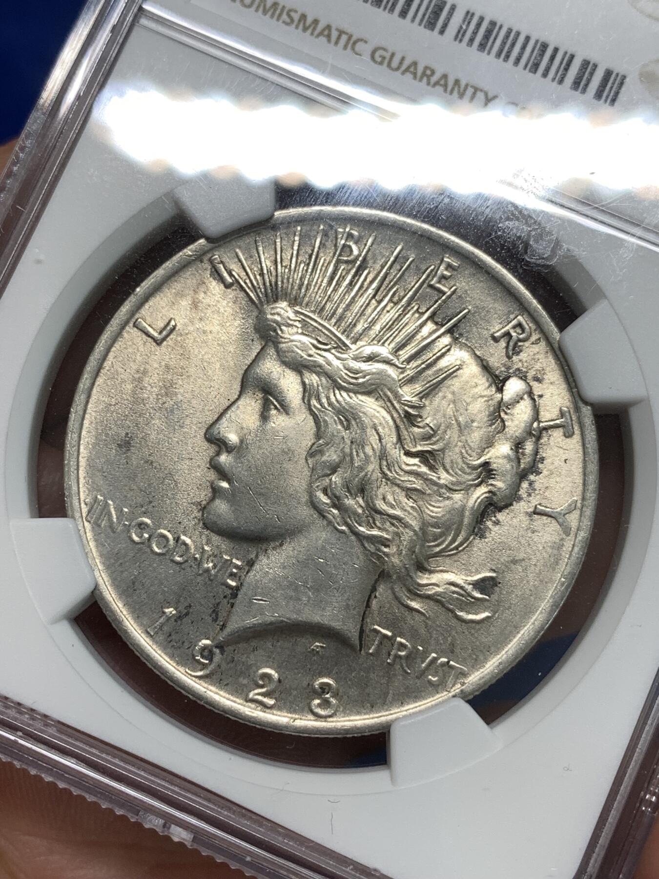 《竞宝斋》第295场- 周日，周一  2场连拍 （全场包邮） NGC UNC 美国1923年和平1美元银币